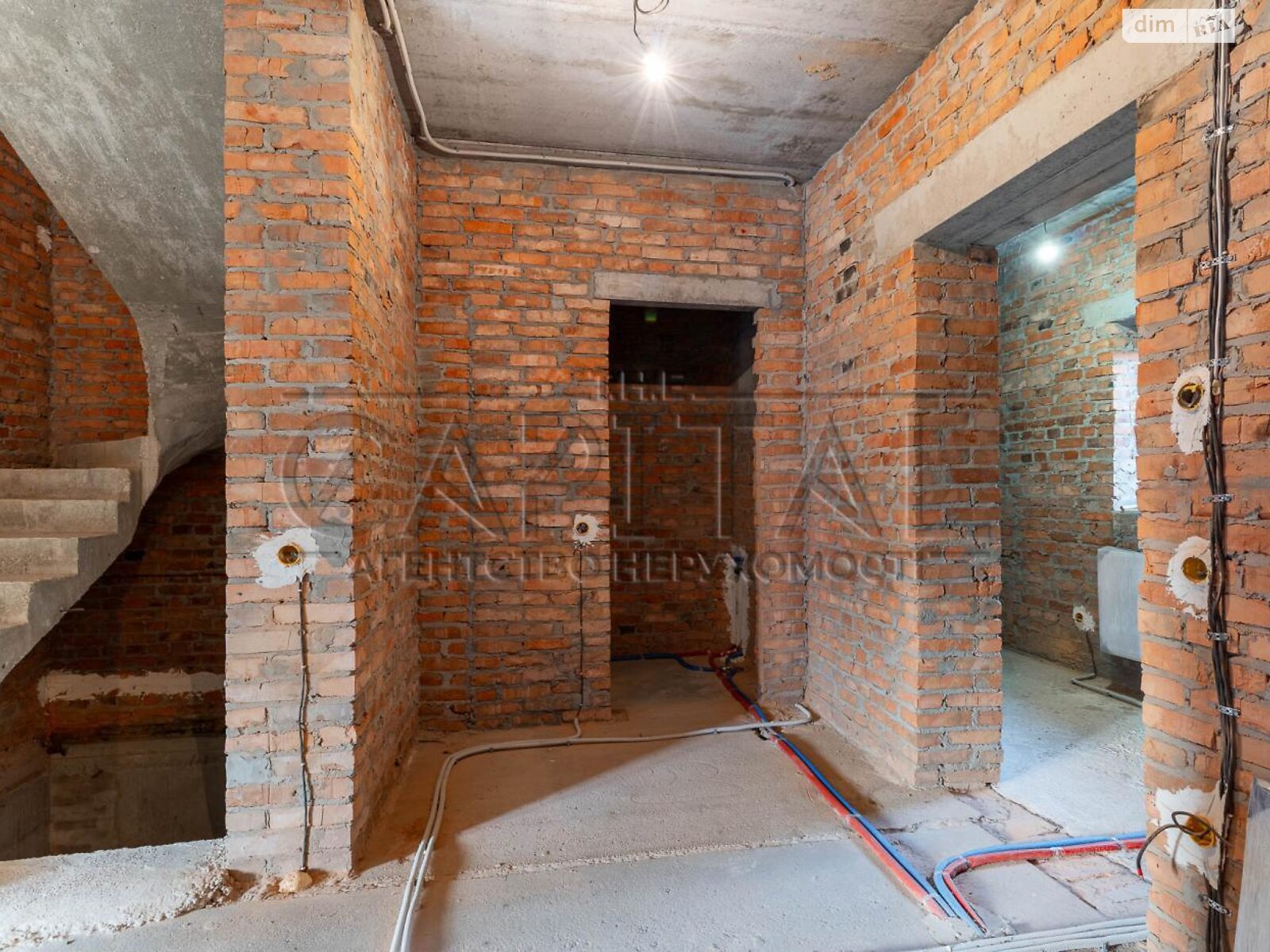 двухэтажный дом с гаражом, 174 кв. м, кирпич. Продажа в Ходосовке фото 1 двухэтажный дом с гаражом, 174 кв. м, кирпич. Продажа в Ходосовке фото 1