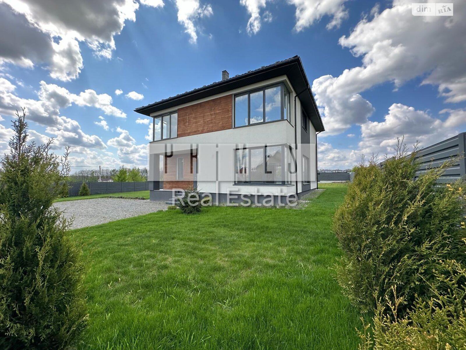 двухэтажный дом с мансардой, 278 кв. м, кирпич. Продажа в Ходосовке фото 1 двухэтажный дом с мансардой, 278 кв. м, кирпич. Продажа в Ходосовке фото 1