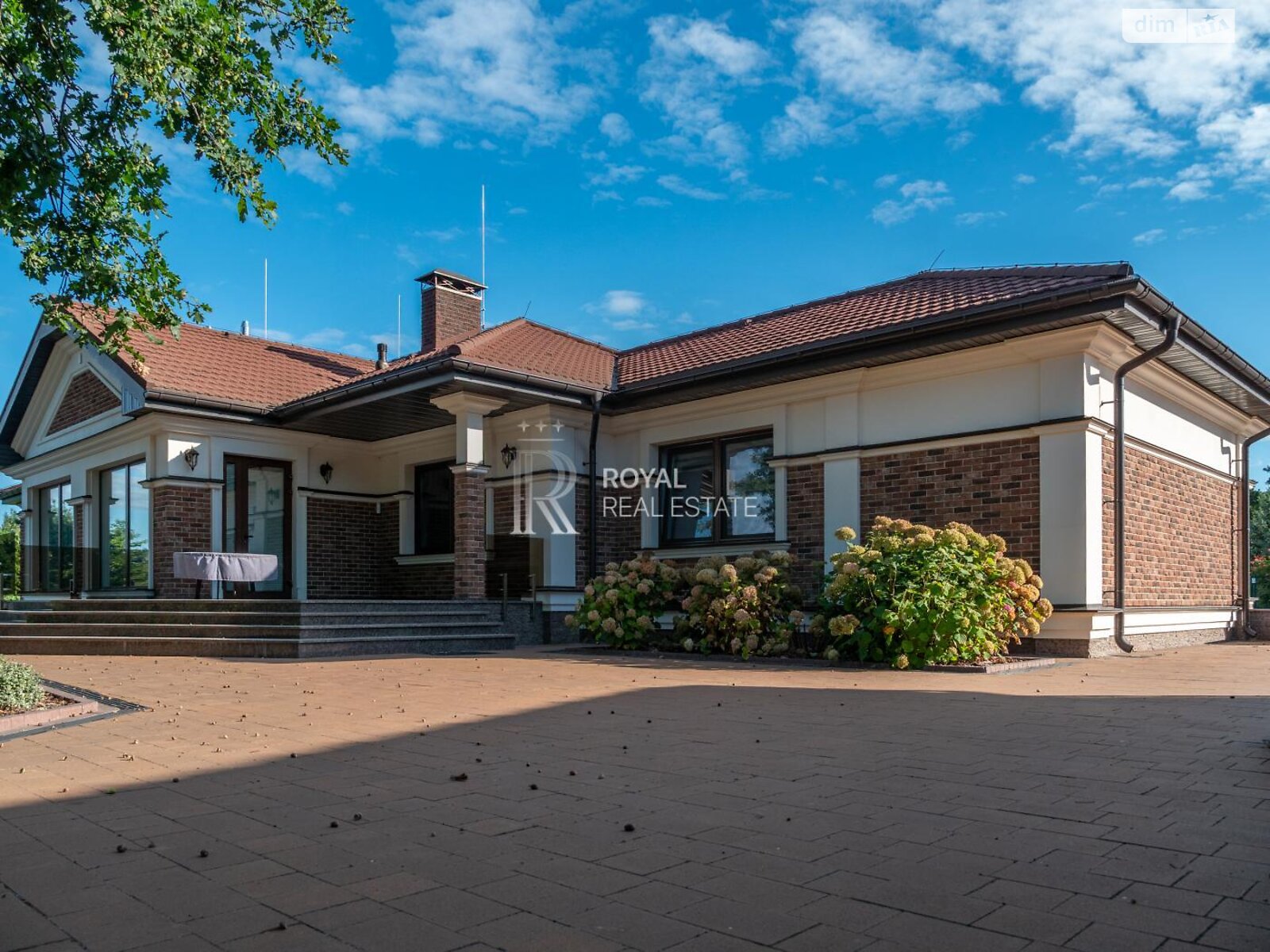 одноэтажный дом с верандой, 372 кв. м, кирпич. Продажа в Ходосовке фото 1 одноэтажный дом с верандой, 372 кв. м, кирпич. Продажа в Ходосовке фото 1