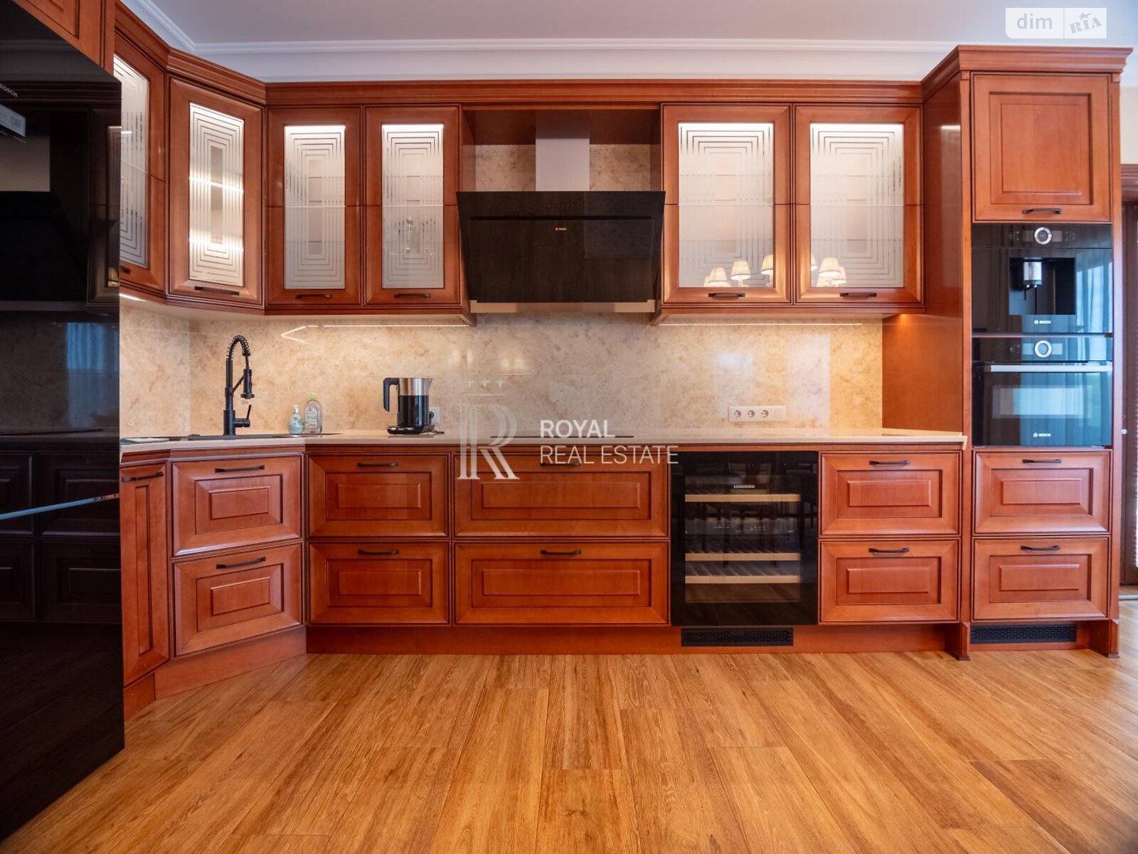 одноэтажный дом с верандой, 372 кв. м, кирпич. Продажа в Ходосовке фото 1 одноэтажный дом с верандой, 372 кв. м, кирпич. Продажа в Ходосовке фото 1