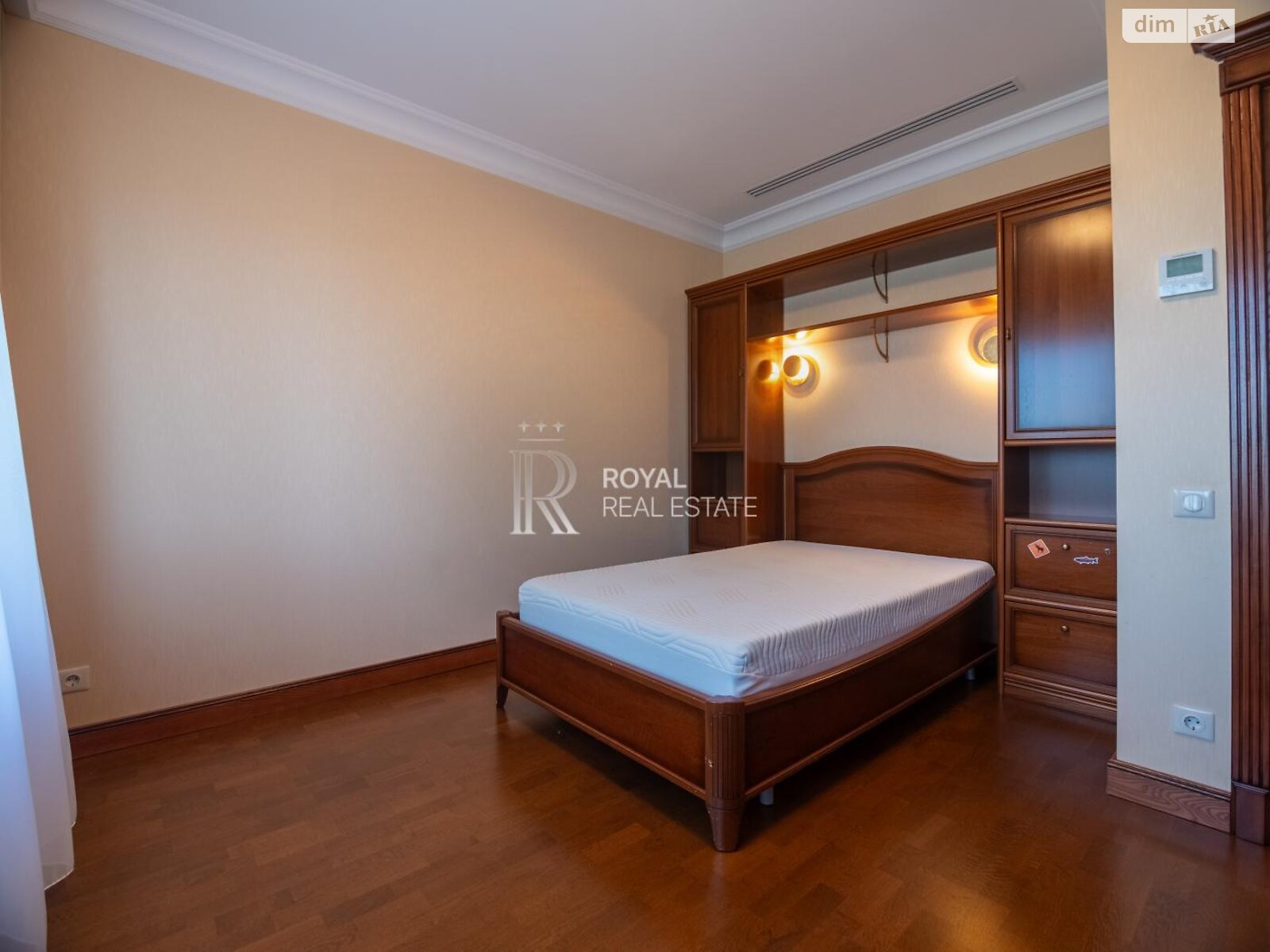 одноэтажный дом с верандой, 372 кв. м, кирпич. Продажа в Ходосовке фото 1 одноэтажный дом с верандой, 372 кв. м, кирпич. Продажа в Ходосовке фото 1