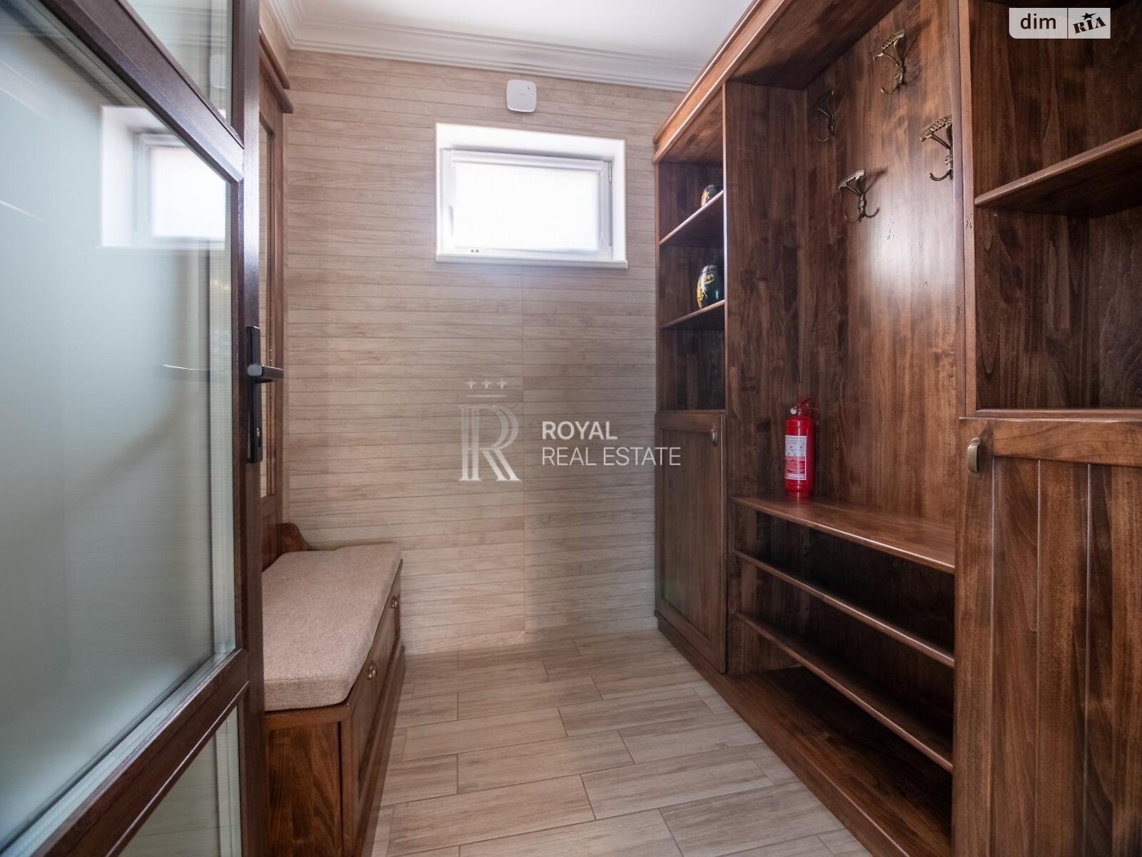 одноэтажный дом с верандой, 372 кв. м, кирпич. Продажа в Ходосовке фото 1 одноэтажный дом с верандой, 372 кв. м, кирпич. Продажа в Ходосовке фото 1