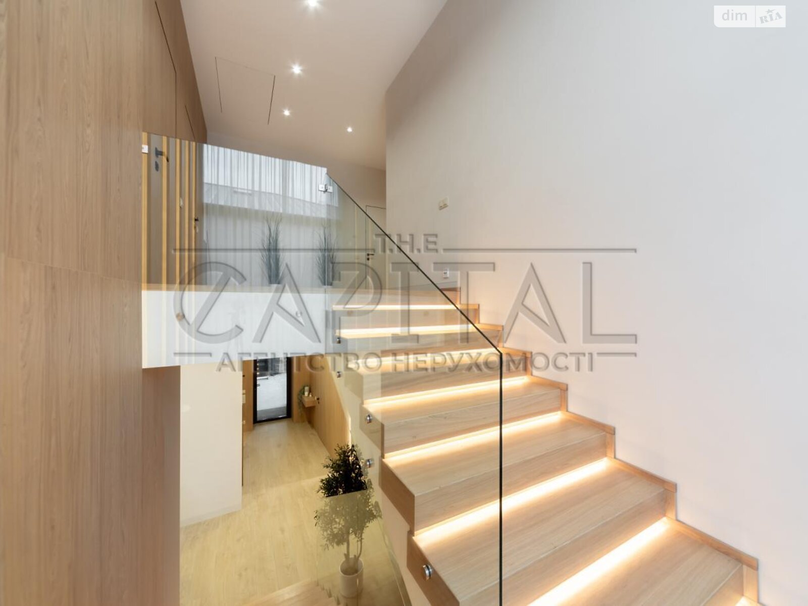 двухэтажный дом с ремонтом, 245 кв. м, кирпич. Продажа в Ходосовке фото 1