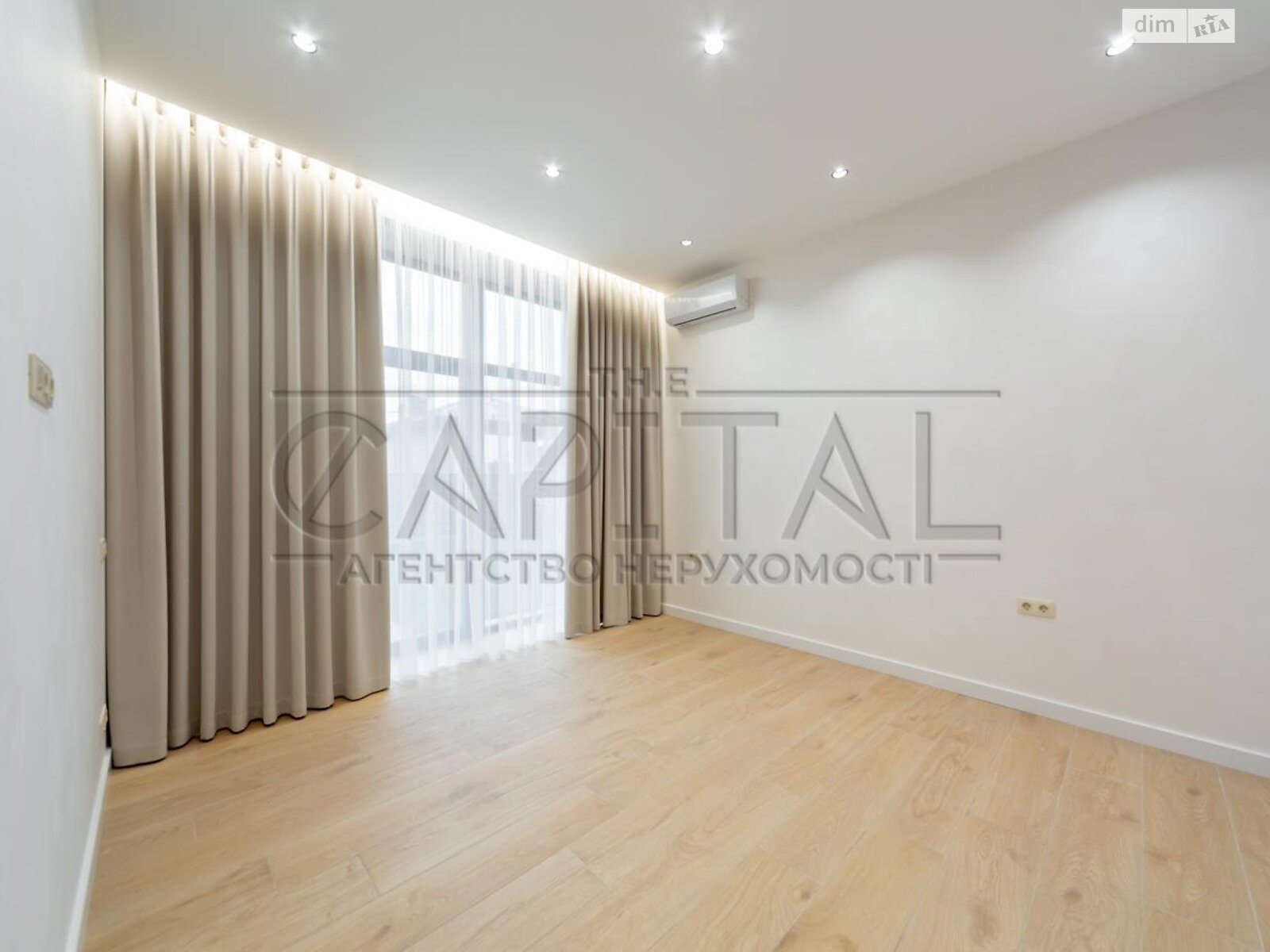 двухэтажный дом с ремонтом, 245 кв. м, кирпич. Продажа в Ходосовке фото 1