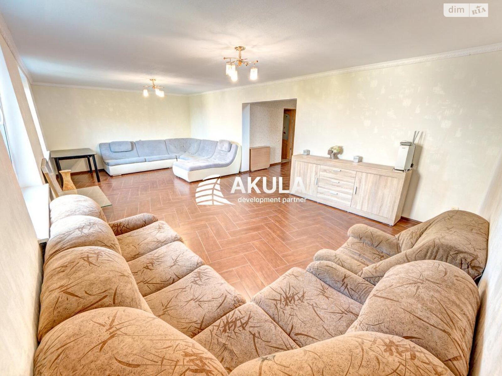 триповерховий будинок, 312 кв. м, кирпич. Продаж у Ходосівкі фото 1