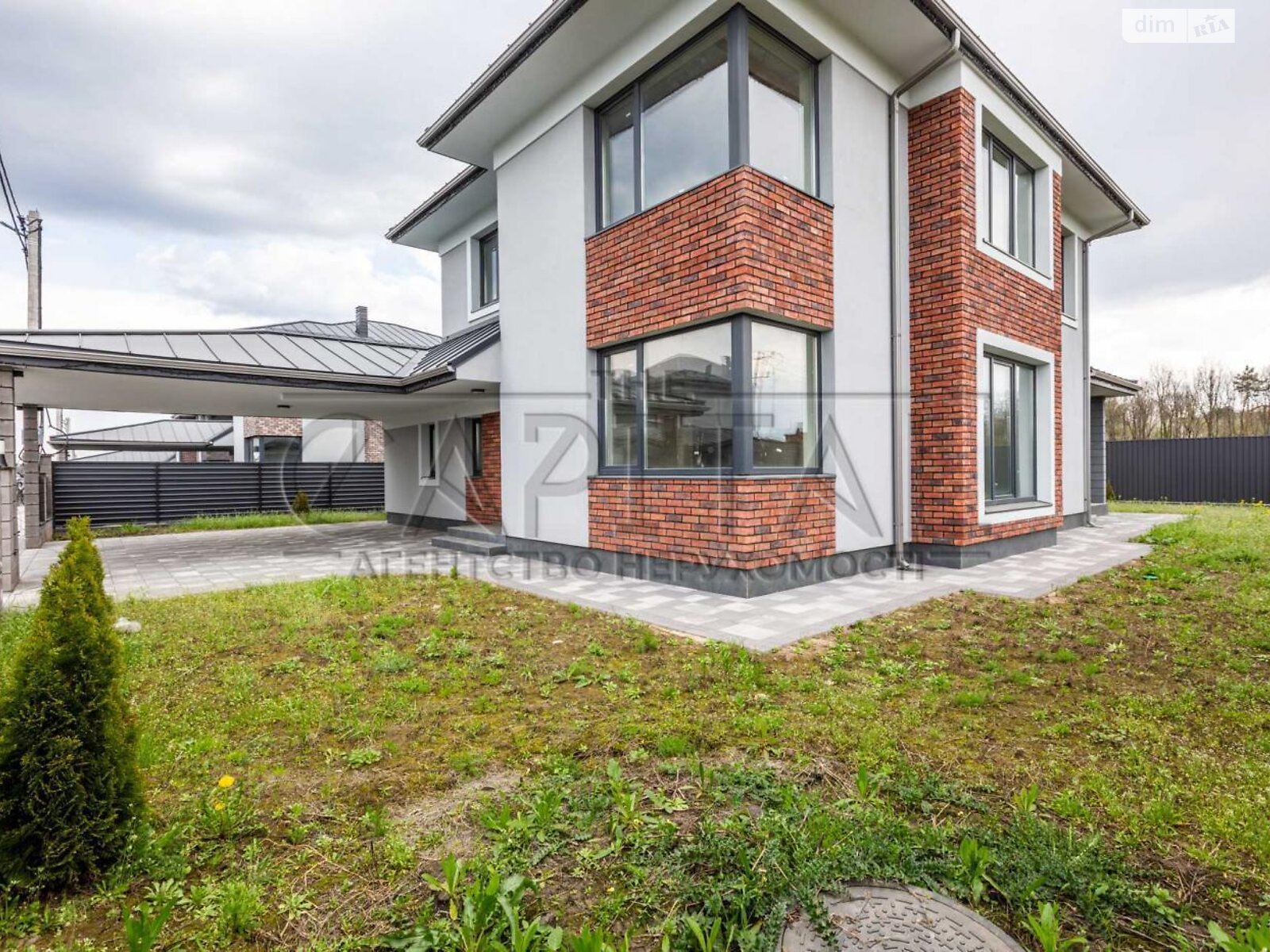 двоповерховий будинок з верандою, 200 кв. м, цегла. Продаж у Ходосівці фото 1 двоповерховий будинок з верандою, 200 кв. м, цегла. Продаж у Ходосівці фото 1