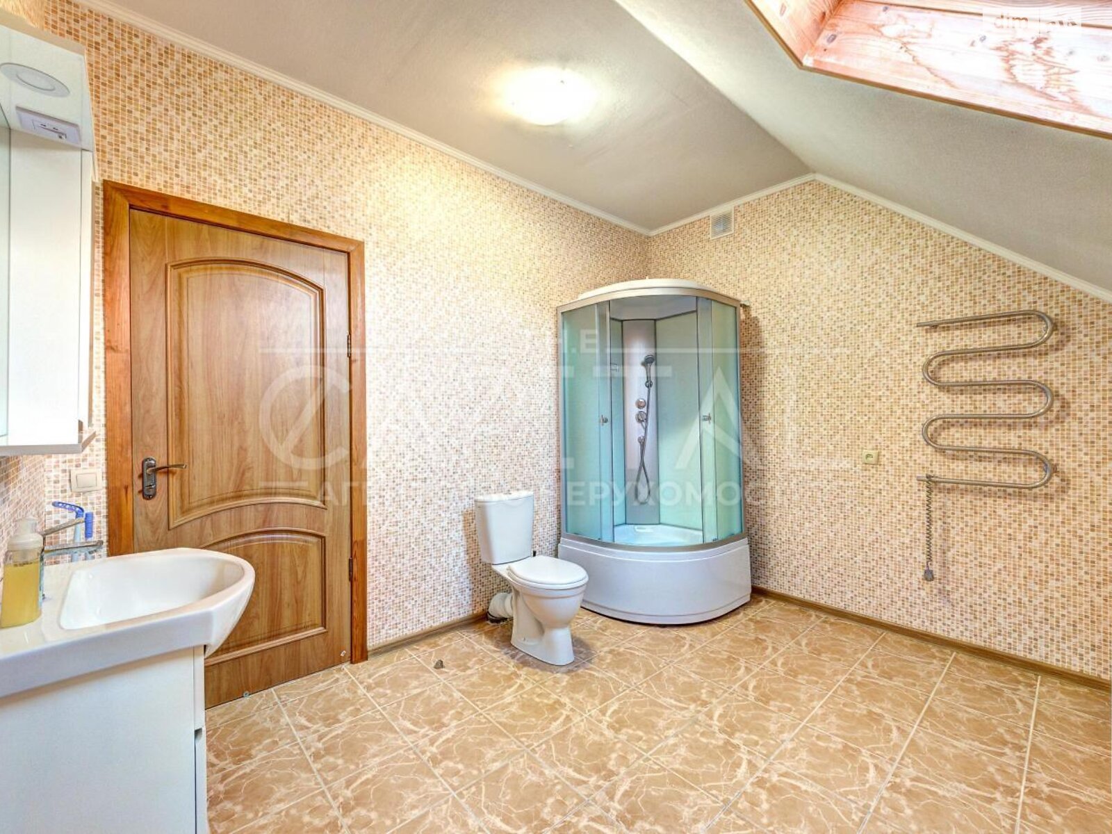 трехэтажный дом с верандой, 312 кв. м, кирпич. Продажа в Ходосовке фото 1 трехэтажный дом с верандой, 312 кв. м, кирпич. Продажа в Ходосовке фото 1