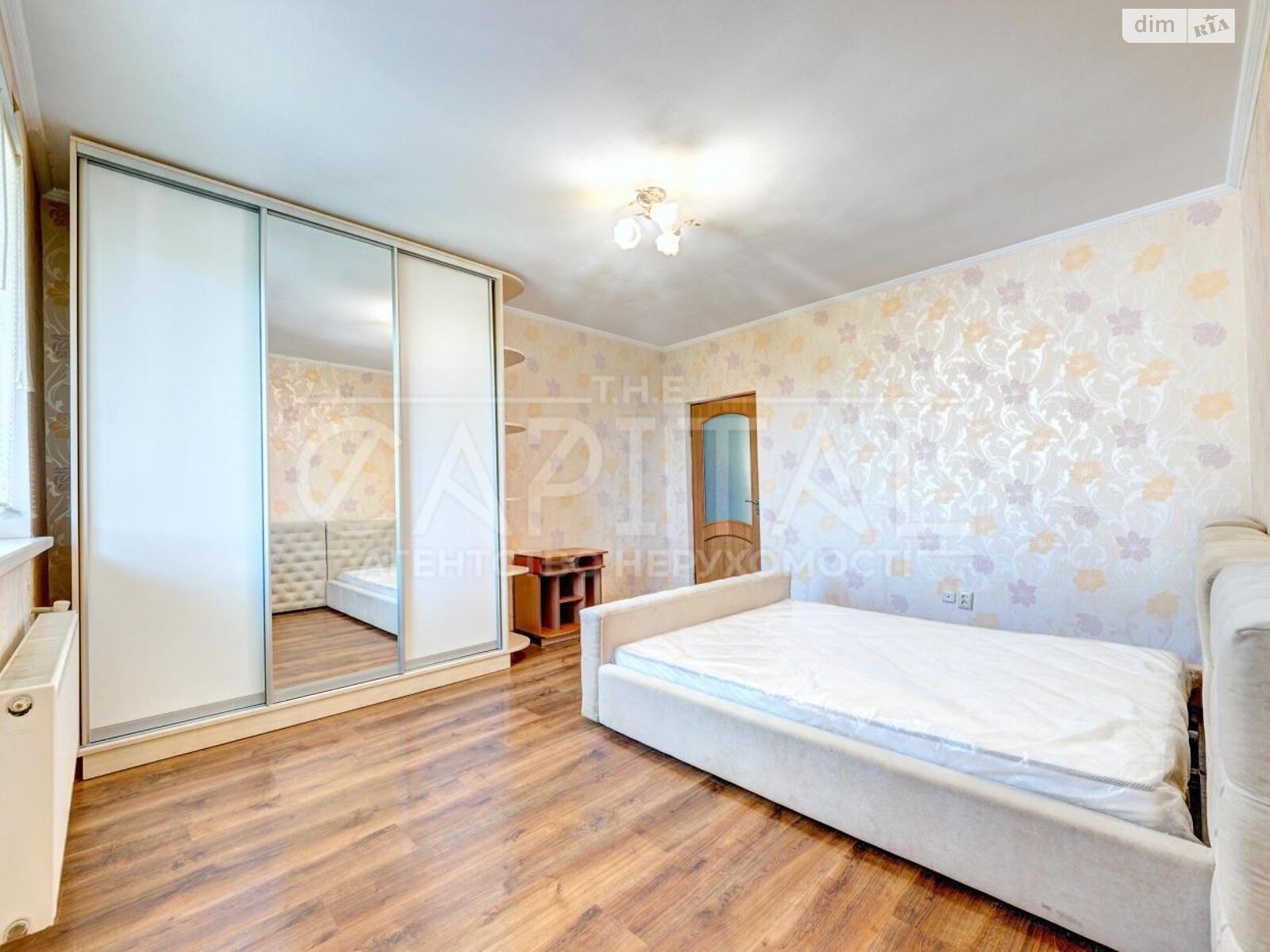 трехэтажный дом с верандой, 312 кв. м, кирпич. Продажа в Ходосовке фото 1 трехэтажный дом с верандой, 312 кв. м, кирпич. Продажа в Ходосовке фото 1