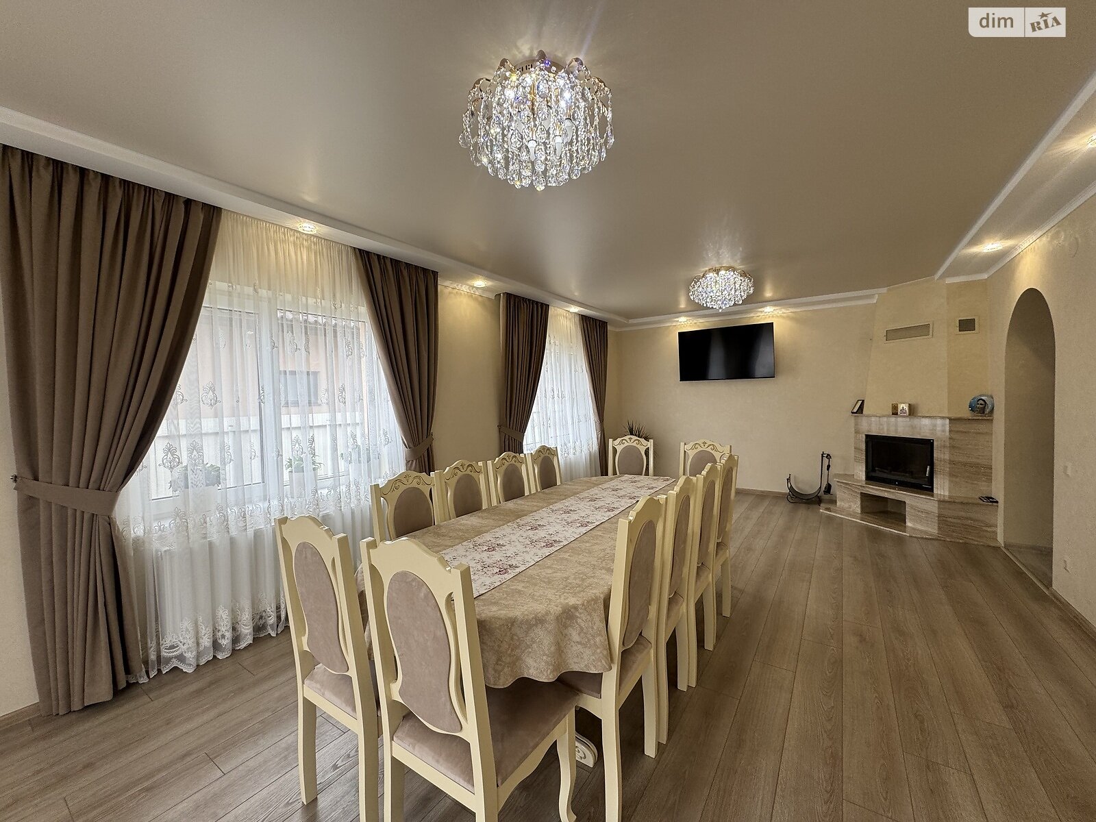двоповерховий будинок, 231.6 кв. м, цегла. Продаж у Холмку фото 1 двоповерховий будинок, 231.6 кв. м, цегла. Продаж у Холмку фото 1
