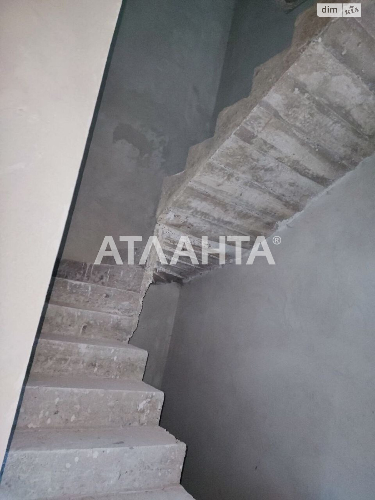триповерховий будинок бесідка, 210 кв. м, кирпич. Продаж у Холодноватці фото 1 триповерховий будинок бесідка, 210 кв. м, кирпич. Продаж у Холодноватці фото 1