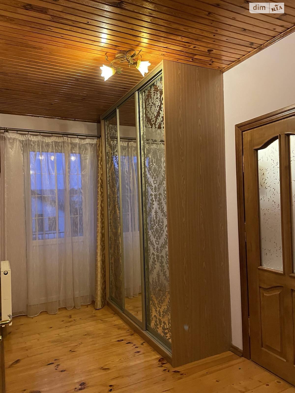 двоповерховий будинок з гаражем, 193 кв. м, кирпич. Продаж у Холодновідці фото 1 двоповерховий будинок з гаражем, 193 кв. м, кирпич. Продаж у Холодновідці фото 1