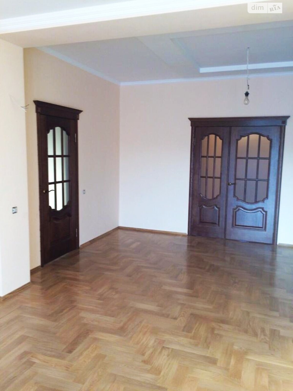 двухэтажный дом, 254 кв. м, кирпич. Продажа в Холодноводке район Научная фото 1 двухэтажный дом, 254 кв. м, кирпич. Продажа в Холодноводке район Научная фото 1