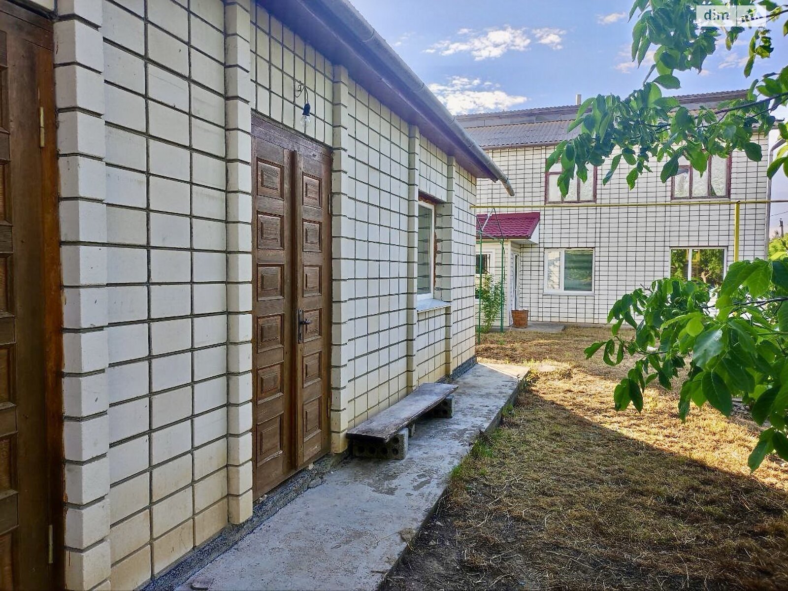 двухэтажный дом с гаражом, 161.1 кв. м, кирпич. Продажа в Холодовке фото 1 двухэтажный дом с гаражом, 161.1 кв. м, кирпич. Продажа в Холодовке фото 1