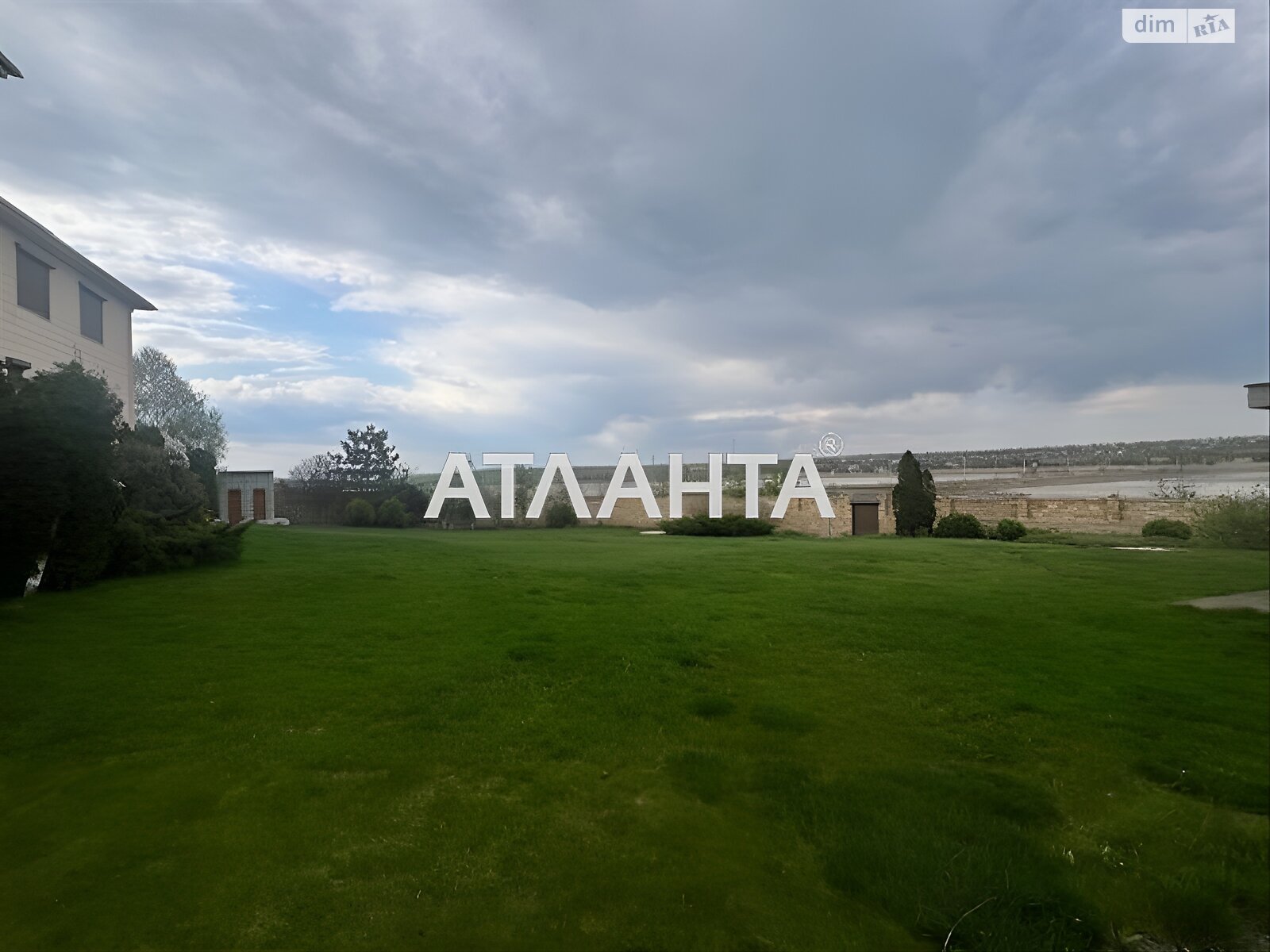 двухэтажный дом беседка, 545.3 кв. м, кирпич. Продажа в Хоминке фото 1 двухэтажный дом беседка, 545.3 кв. м, кирпич. Продажа в Хоминке фото 1