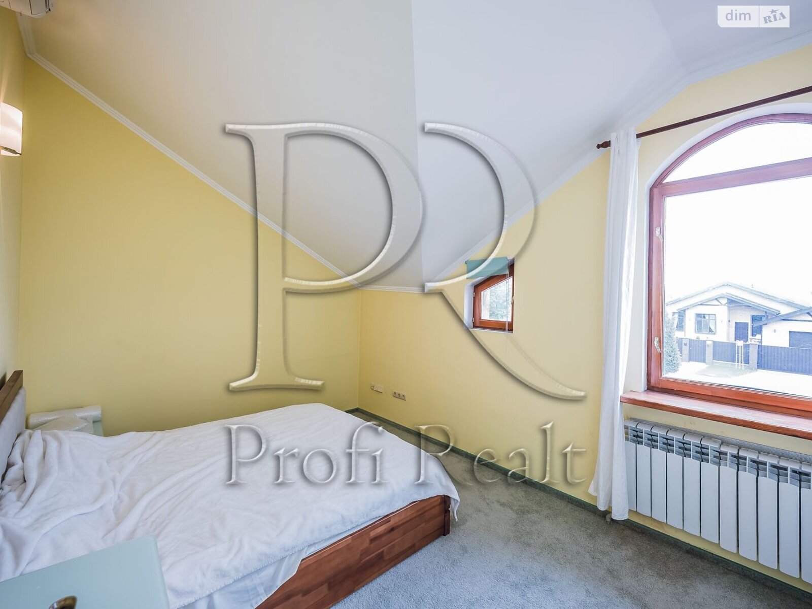 триповерховий будинок з балконом, 290 кв. м, цегла. Продаж у Хотові фото 1 триповерховий будинок з балконом, 290 кв. м, цегла. Продаж у Хотові фото 1