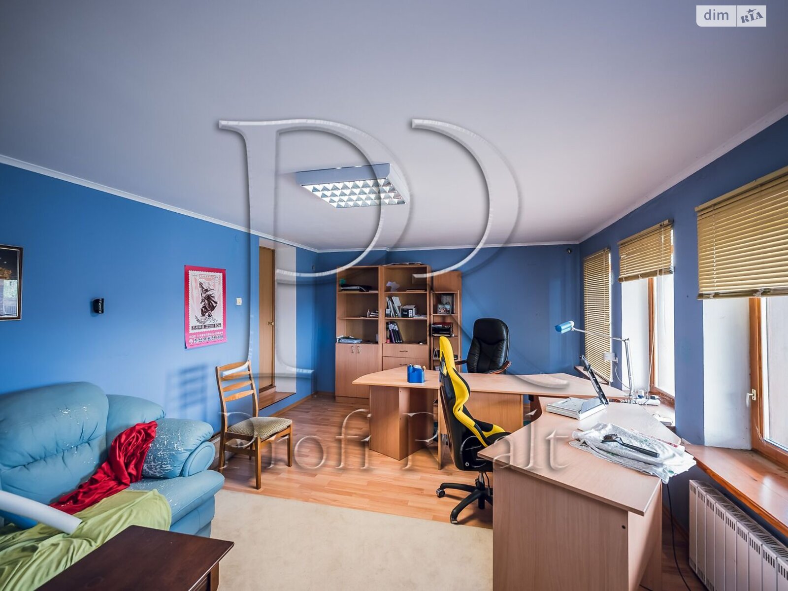 триповерховий будинок з балконом, 290 кв. м, цегла. Продаж у Хотові фото 1 триповерховий будинок з балконом, 290 кв. м, цегла. Продаж у Хотові фото 1
