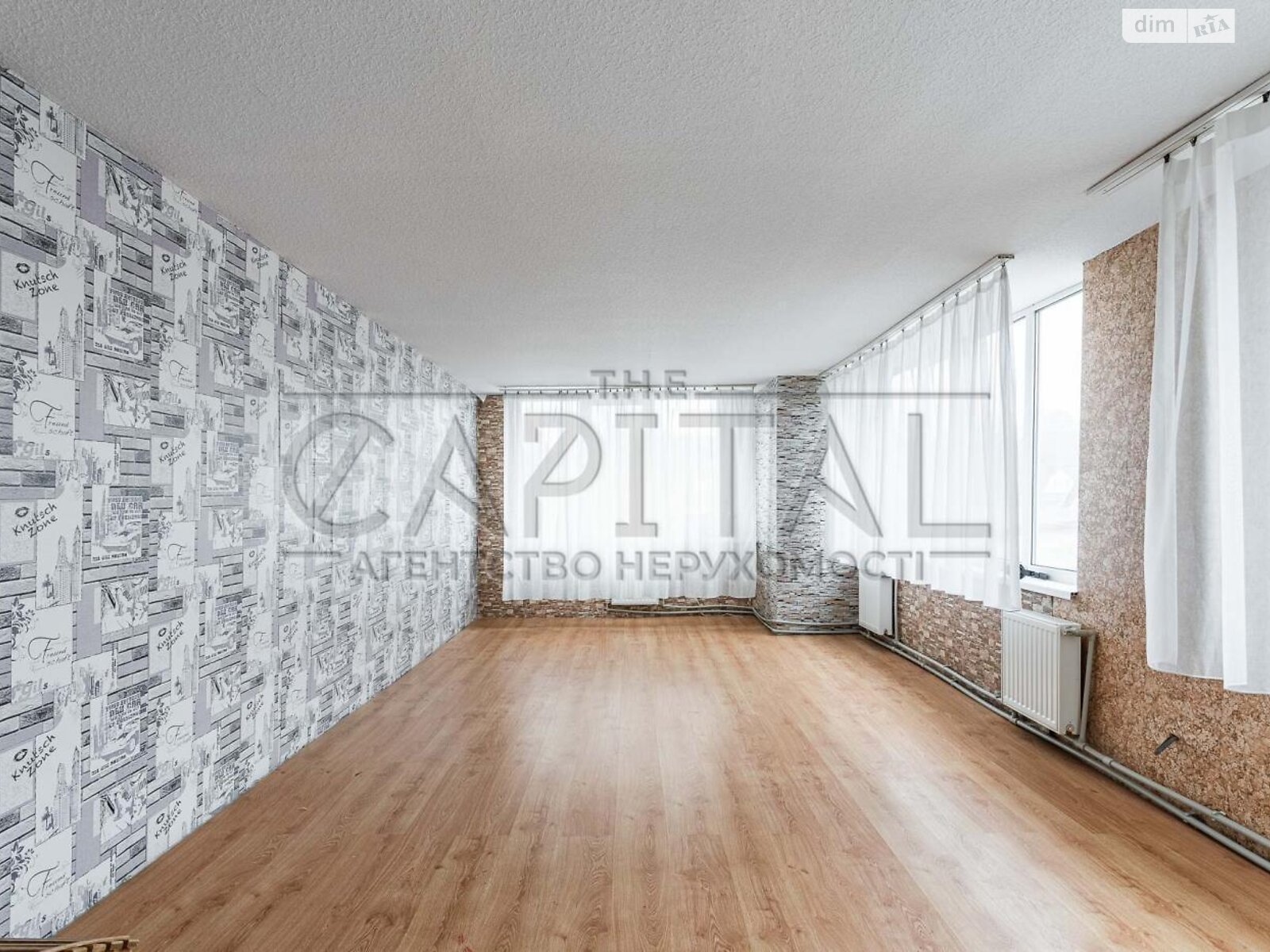 двухэтажный дом с гаражом, 140 кв. м, кирпич. Продажа в Хотове фото 1