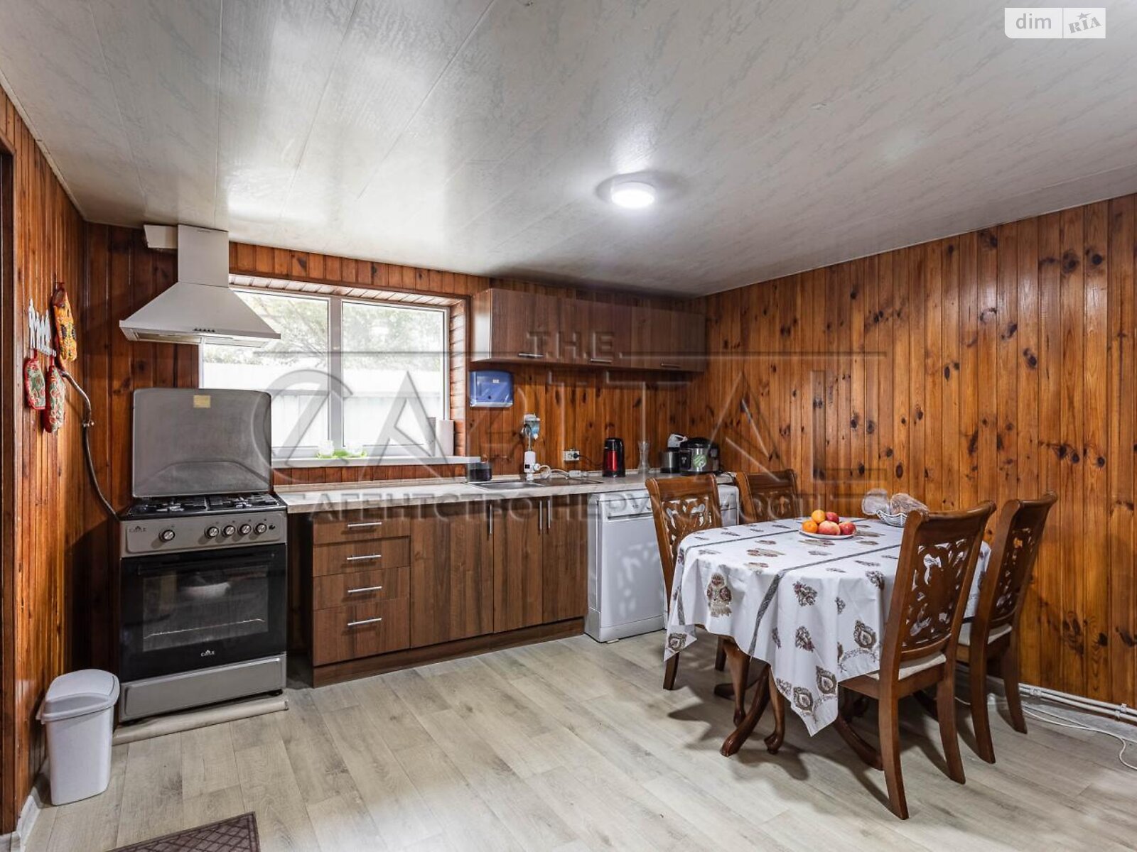 двухэтажный дом с гаражом, 140 кв. м, кирпич. Продажа в Хотове фото 1