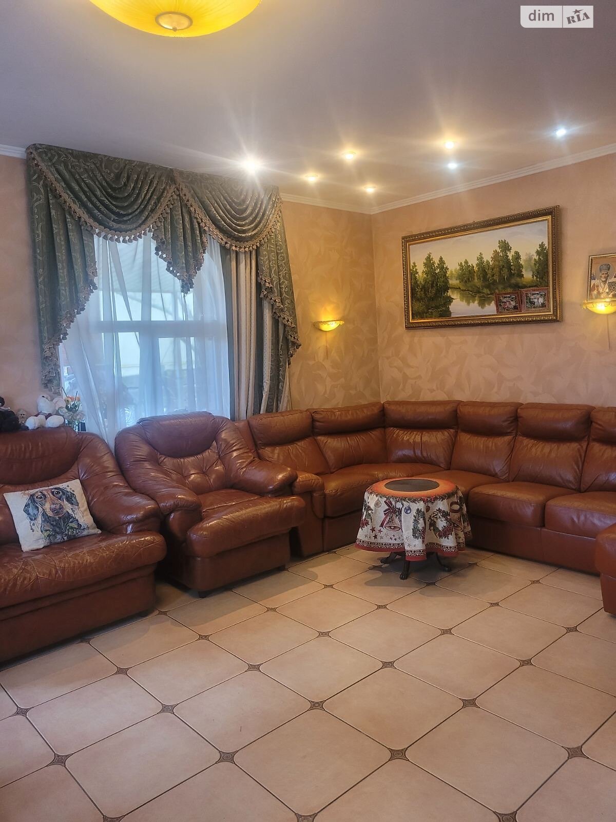 трехэтажный дом с гаражом, 280 кв. м, кирпич. Продажа в Хотяновке фото 1 трехэтажный дом с гаражом, 280 кв. м, кирпич. Продажа в Хотяновке фото 1