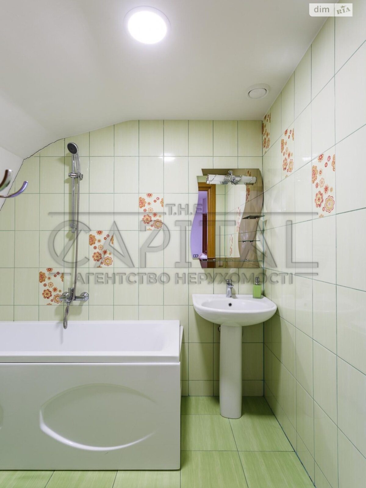 триповерховий будинок з гаражем, 365 кв. м, цегла. Продаж у Хотянівці фото 1