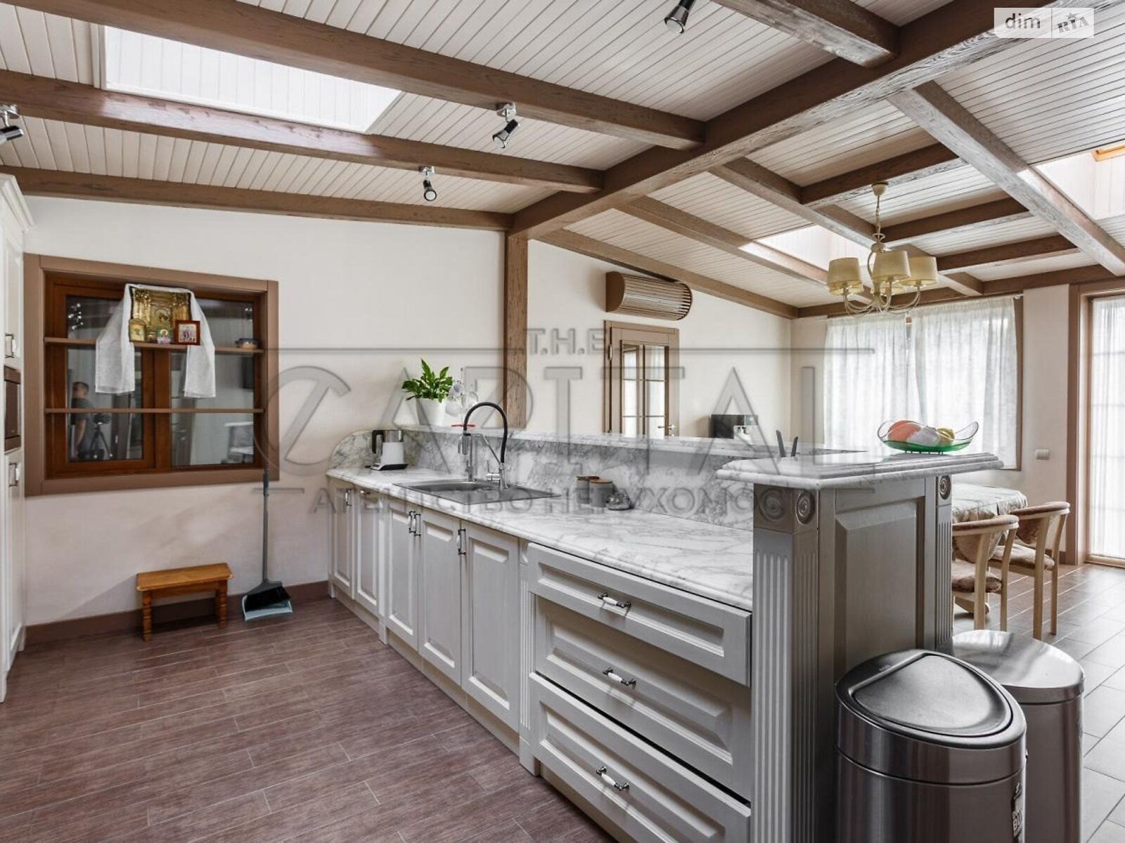 триповерховий будинок з гаражем, 365 кв. м, цегла. Продаж у Хотянівці фото 1