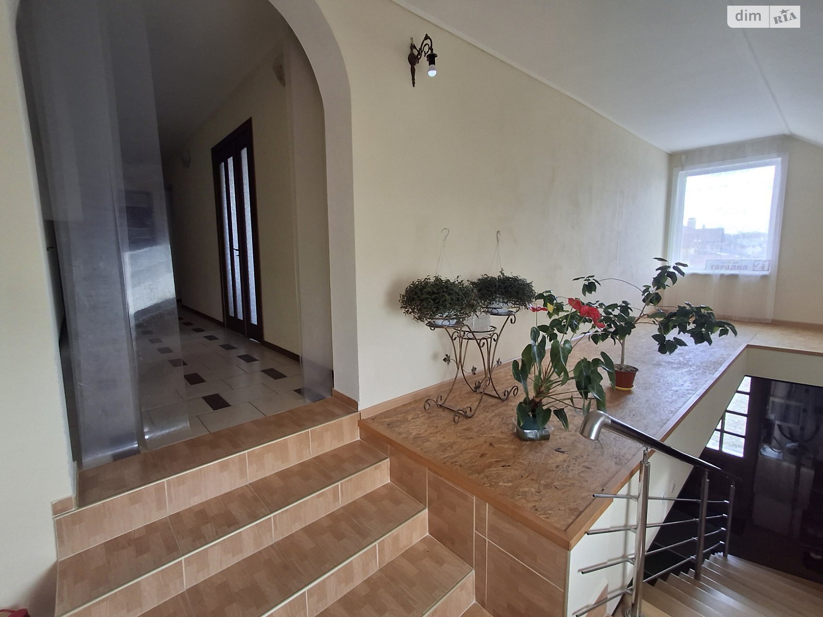 двухэтажный дом с гаражом, 278 кв. м, кирпич. Продажа в Хриплине фото 1