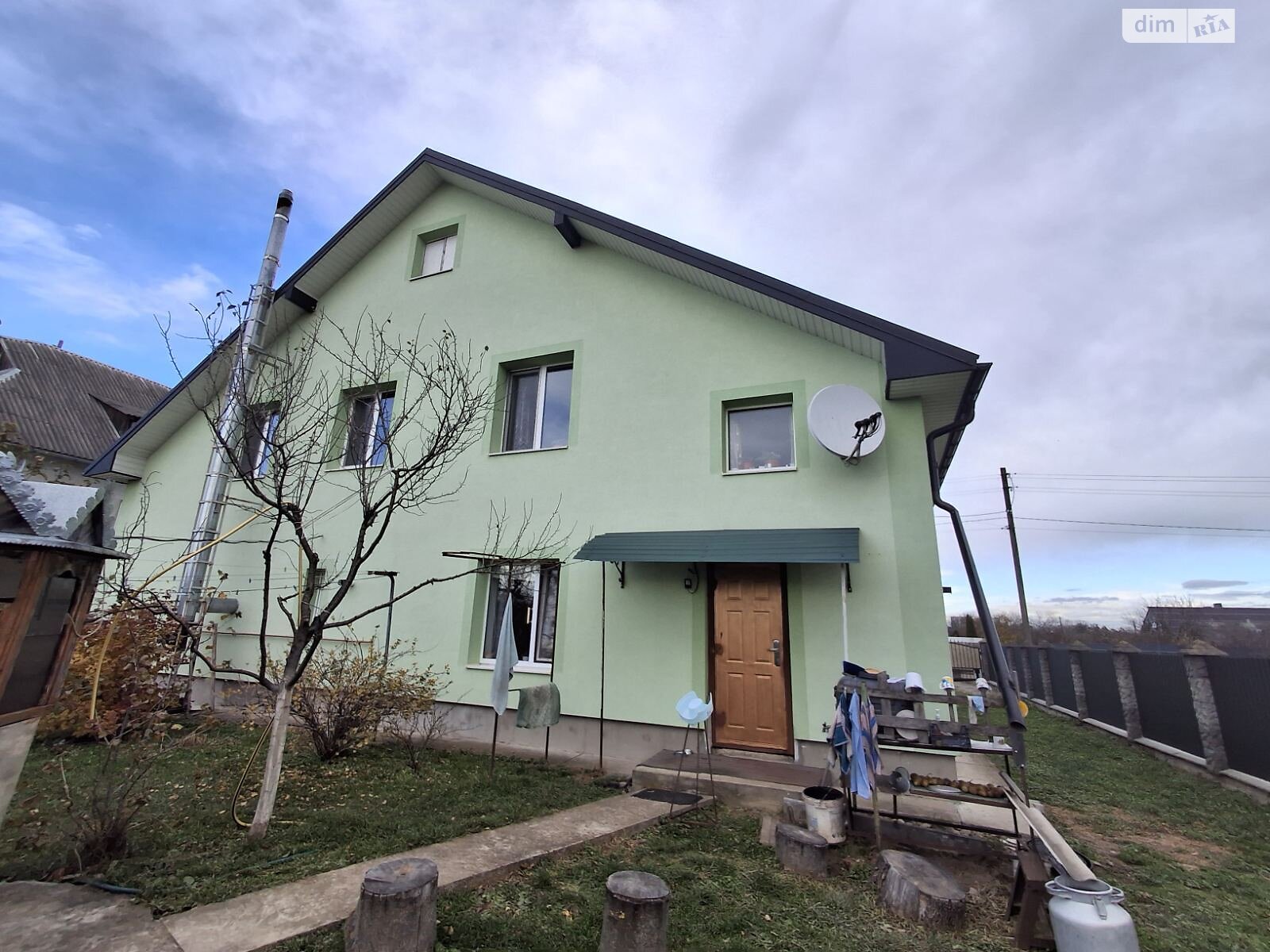 двухэтажный дом с гаражом, 278 кв. м, кирпич. Продажа в Хриплине фото 1