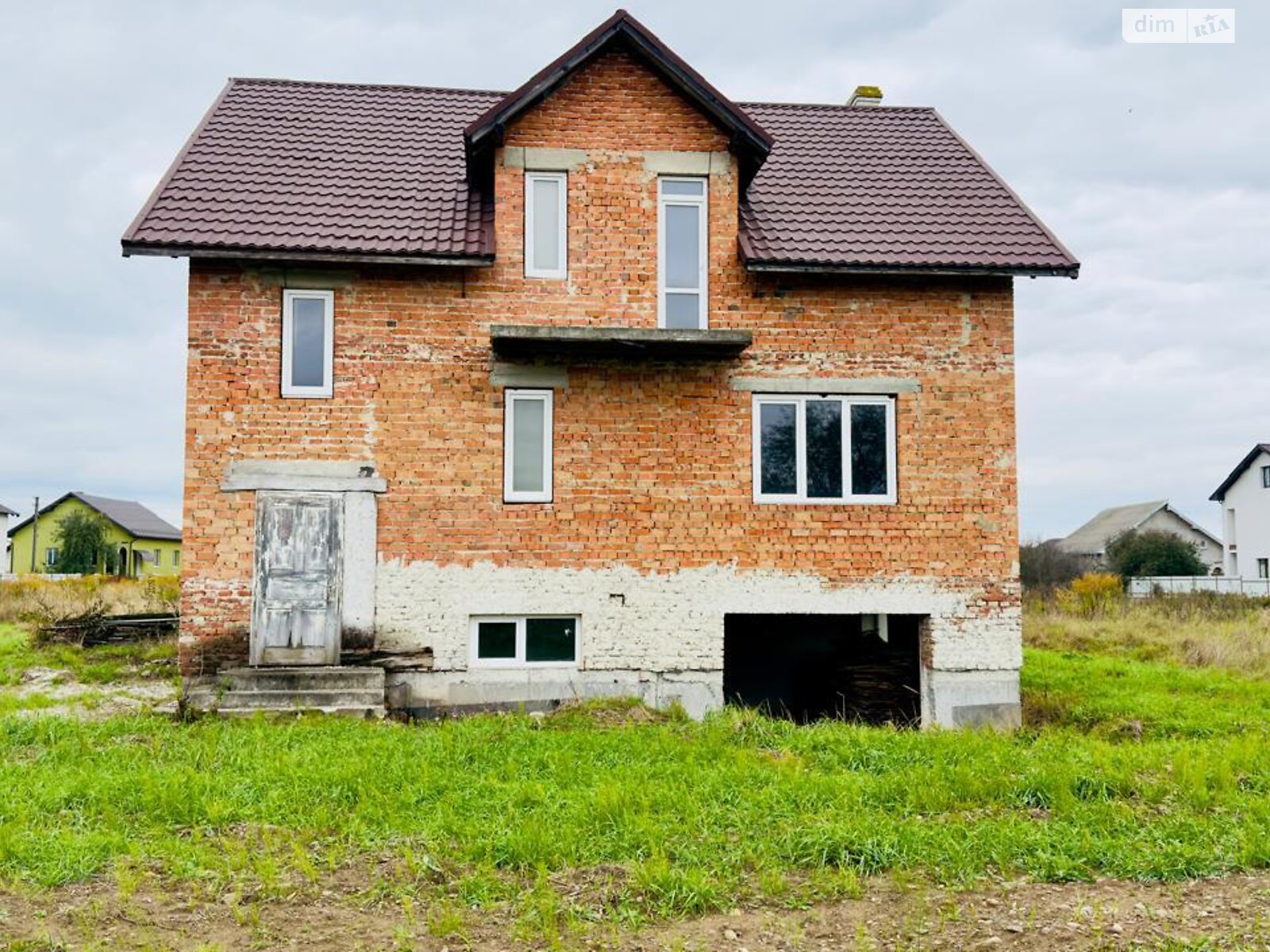 двухэтажный дом с балконом, 250.6 кв. м, кирпич. Продажа в Хриплине фото 1 двухэтажный дом с балконом, 250.6 кв. м, кирпич. Продажа в Хриплине фото 1