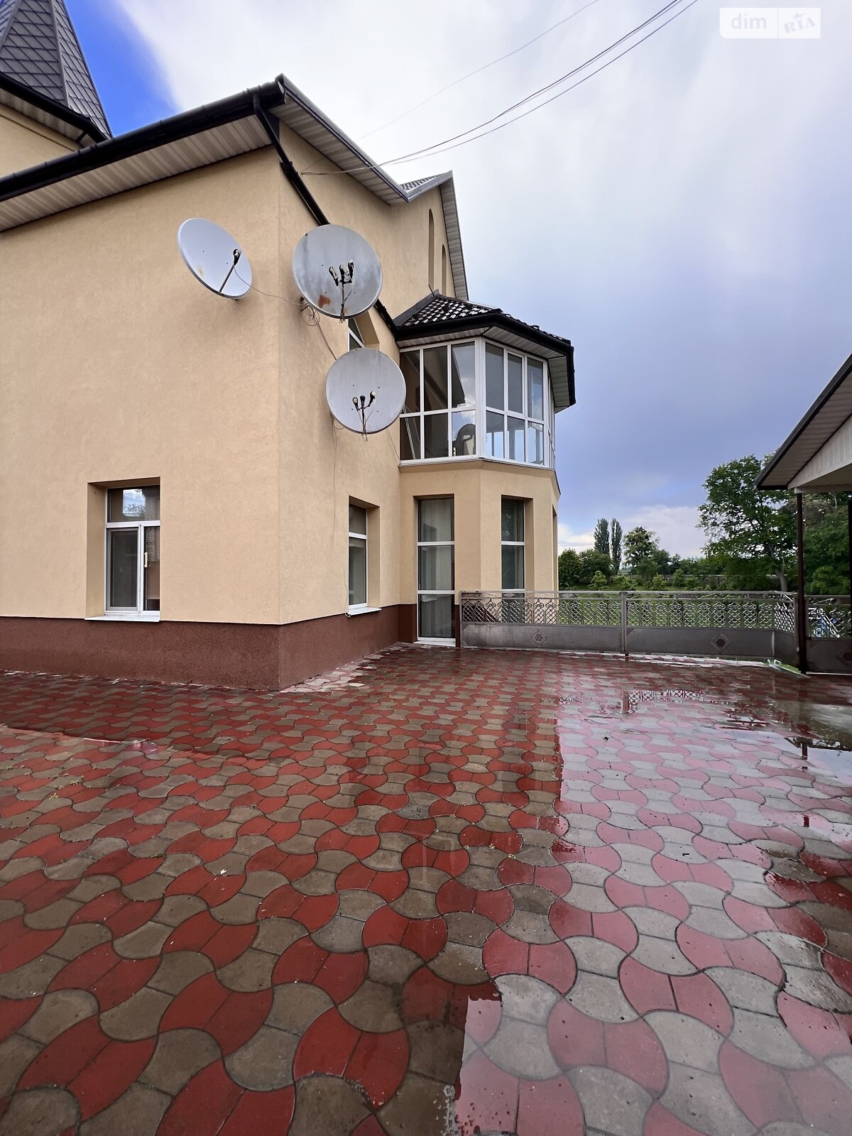 триповерховий будинок з верандою, 325 кв. м, цегла. Продаж в Христинівці, район Христинівка фото 1 триповерховий будинок з верандою, 325 кв. м, цегла. Продаж в Христинівці, район Христинівка фото 1
