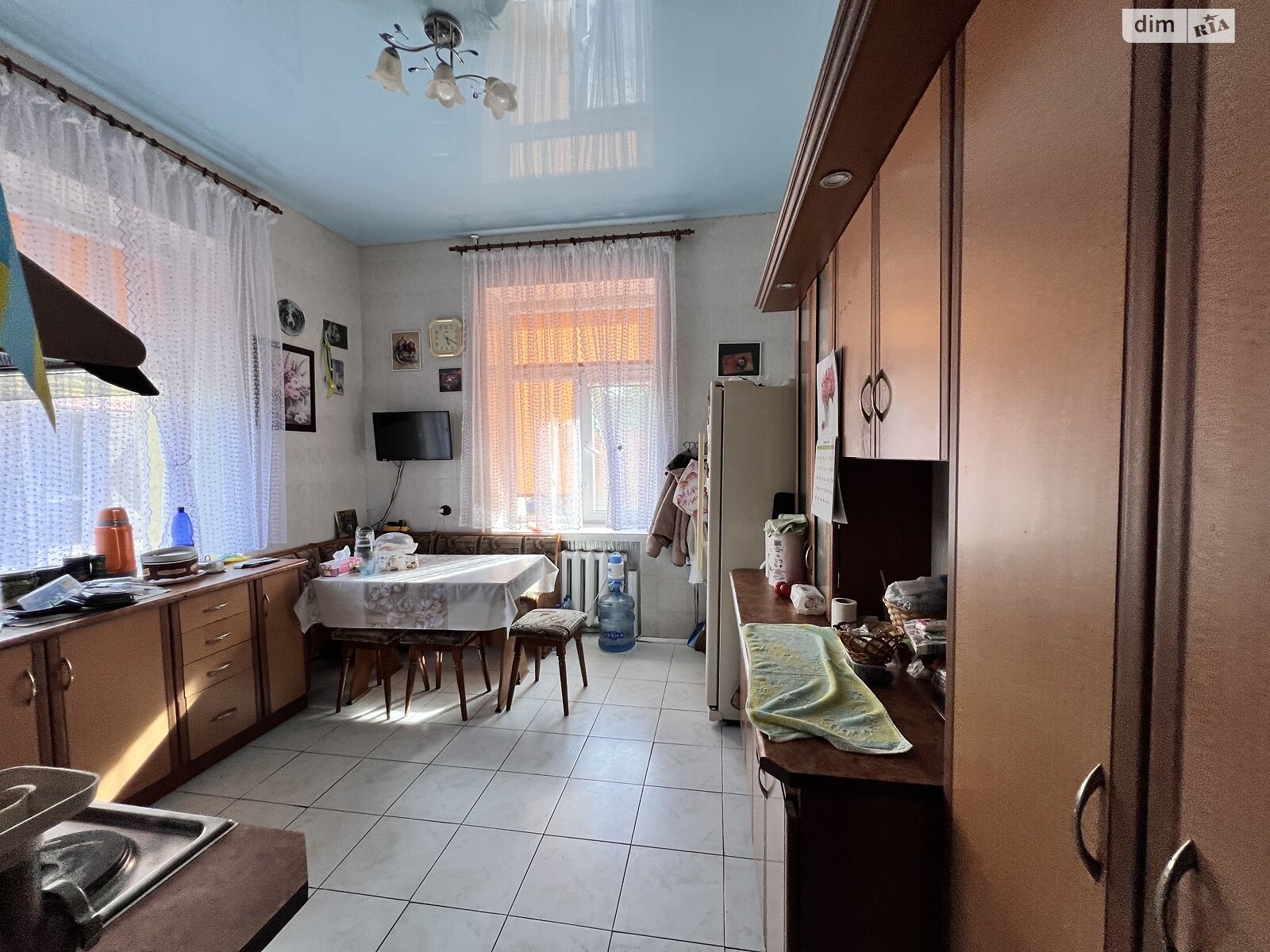 триповерховий будинок з верандою, 325 кв. м, цегла. Продаж в Христинівці, район Христинівка фото 1 триповерховий будинок з верандою, 325 кв. м, цегла. Продаж в Христинівці, район Христинівка фото 1