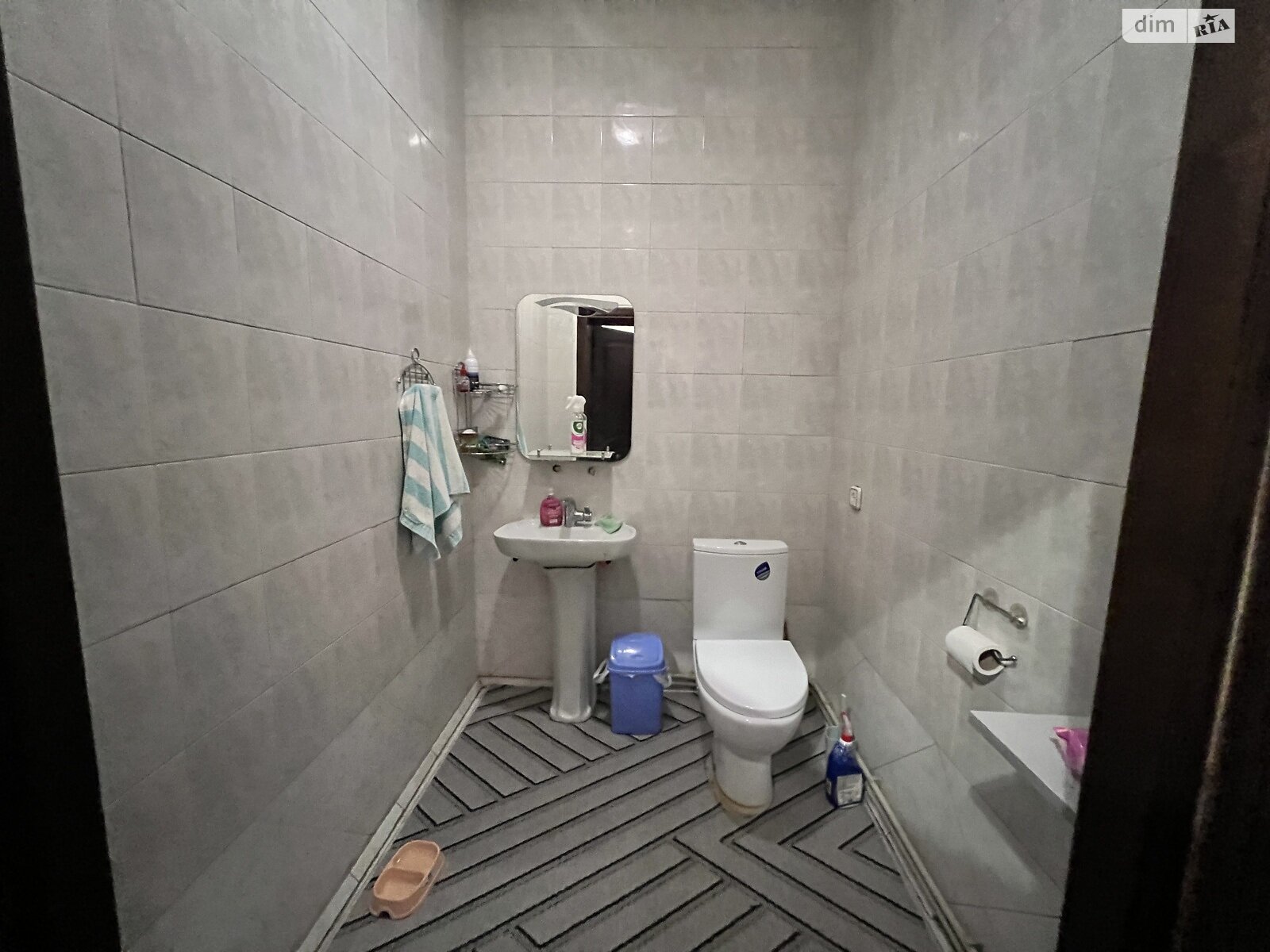 триповерховий будинок з верандою, 325 кв. м, цегла. Продаж в Христинівці, район Христинівка фото 1 триповерховий будинок з верандою, 325 кв. м, цегла. Продаж в Христинівці, район Христинівка фото 1