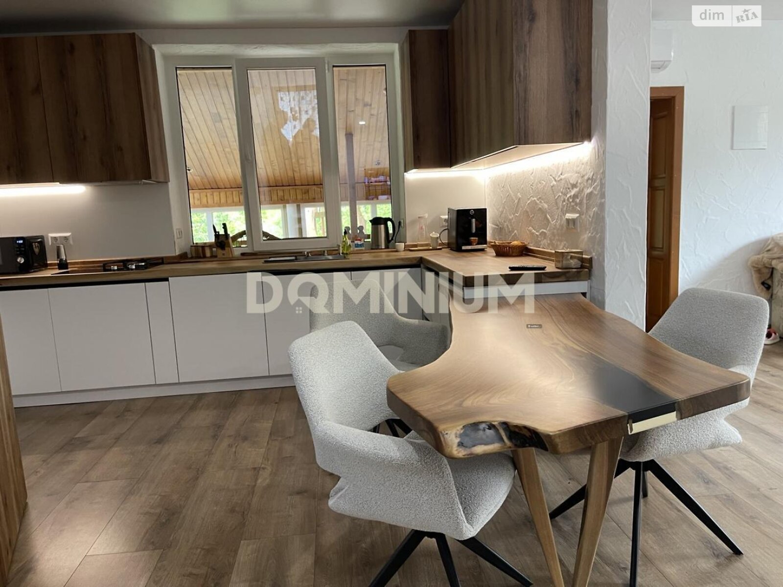 одноэтажный дом, 123 кв. м, кирпич. Продажа в Хусте фото 1 одноэтажный дом, 123 кв. м, кирпич. Продажа в Хусте фото 1