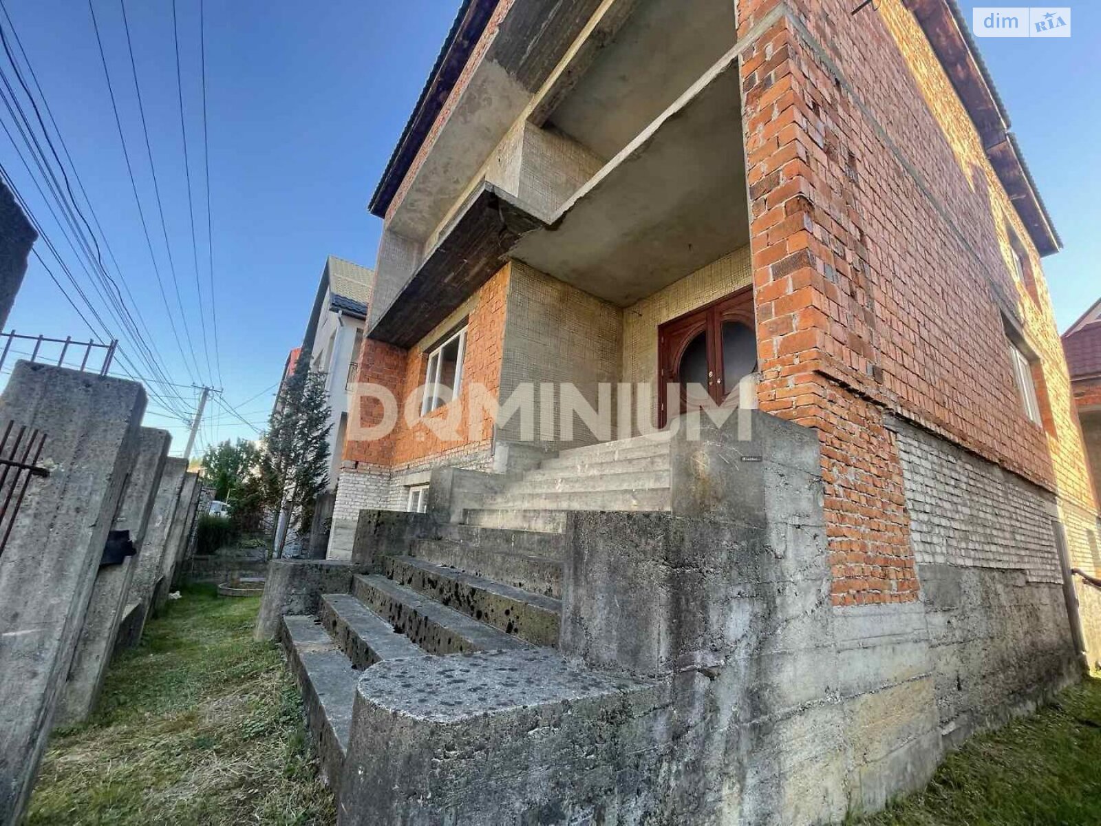 двухэтажный дом, 252.8 кв. м, кирпич. Продажа в Хусте фото 1 двухэтажный дом, 252.8 кв. м, кирпич. Продажа в Хусте фото 1