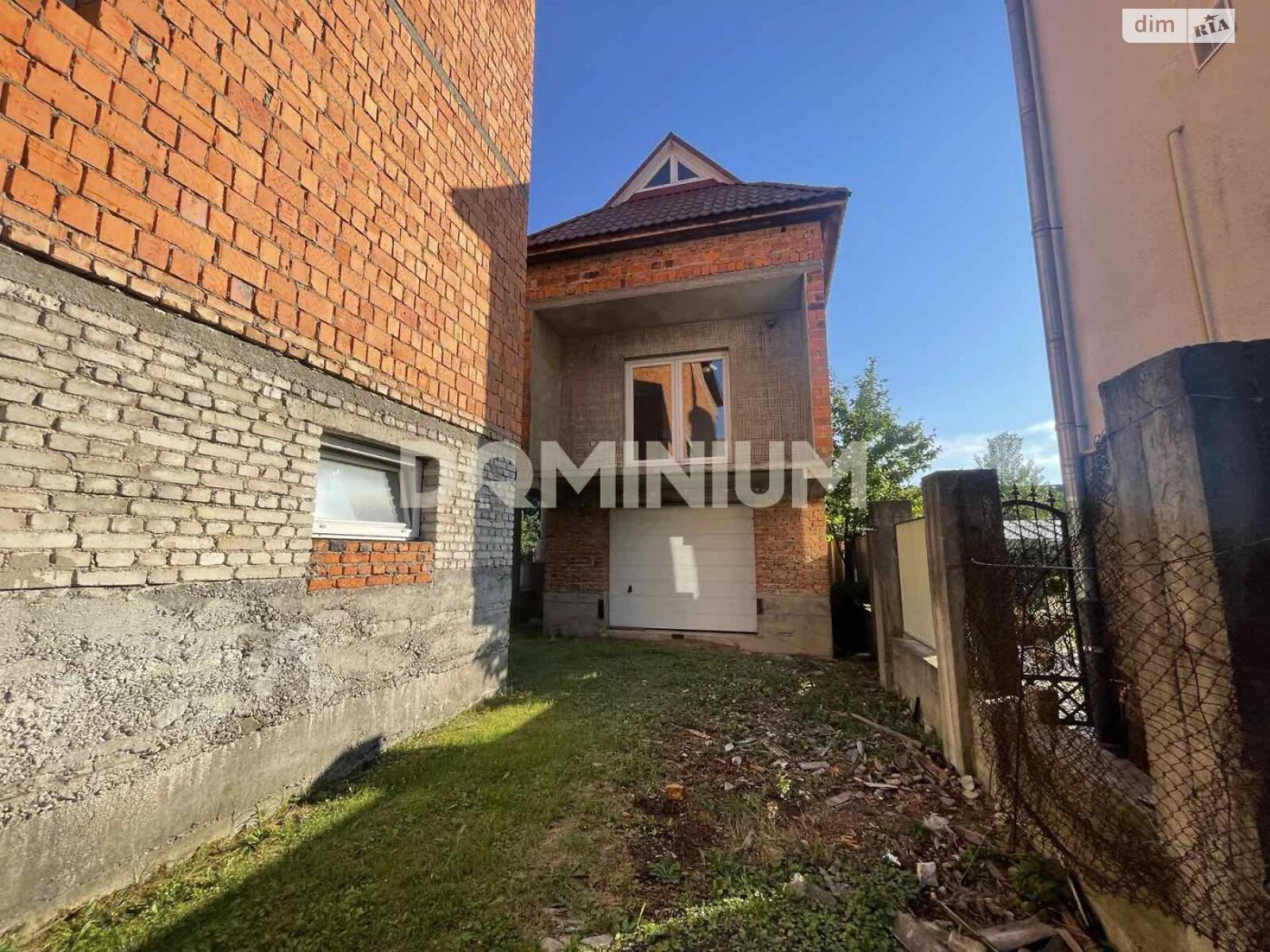 двухэтажный дом, 252.8 кв. м, кирпич. Продажа в Хусте фото 1 двухэтажный дом, 252.8 кв. м, кирпич. Продажа в Хусте фото 1