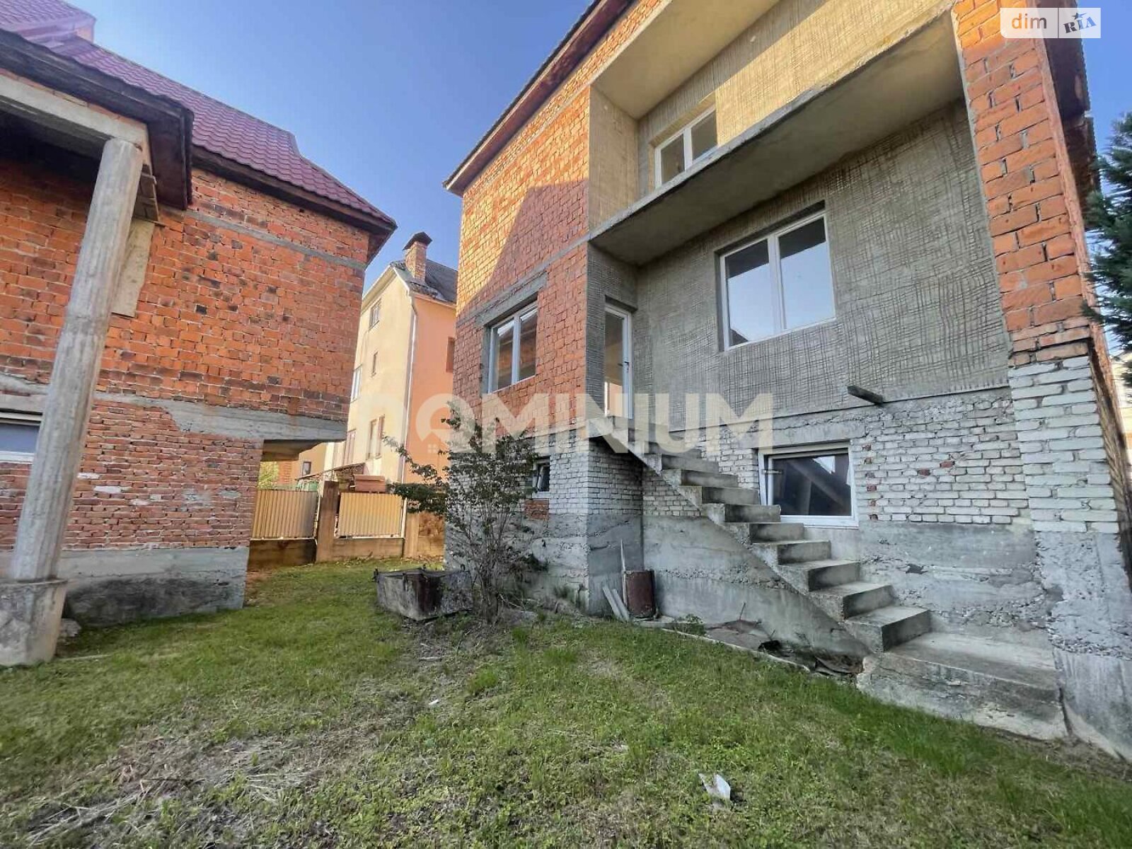 двухэтажный дом, 252.8 кв. м, кирпич. Продажа в Хусте фото 1 двухэтажный дом, 252.8 кв. м, кирпич. Продажа в Хусте фото 1