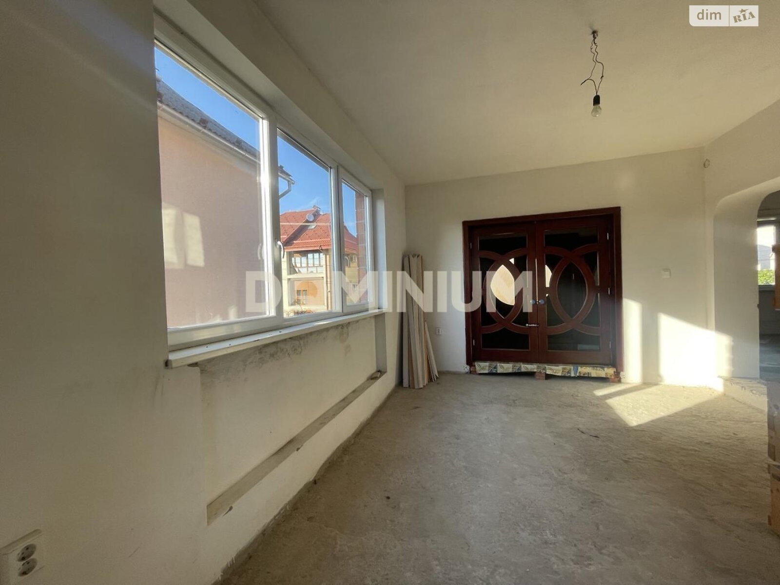 двухэтажный дом, 252.8 кв. м, кирпич. Продажа в Хусте фото 1 двухэтажный дом, 252.8 кв. м, кирпич. Продажа в Хусте фото 1
