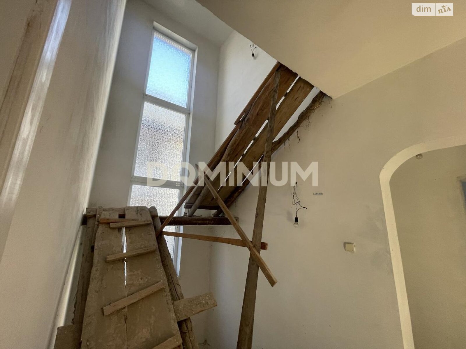 двухэтажный дом, 252.8 кв. м, кирпич. Продажа в Хусте фото 1 двухэтажный дом, 252.8 кв. м, кирпич. Продажа в Хусте фото 1