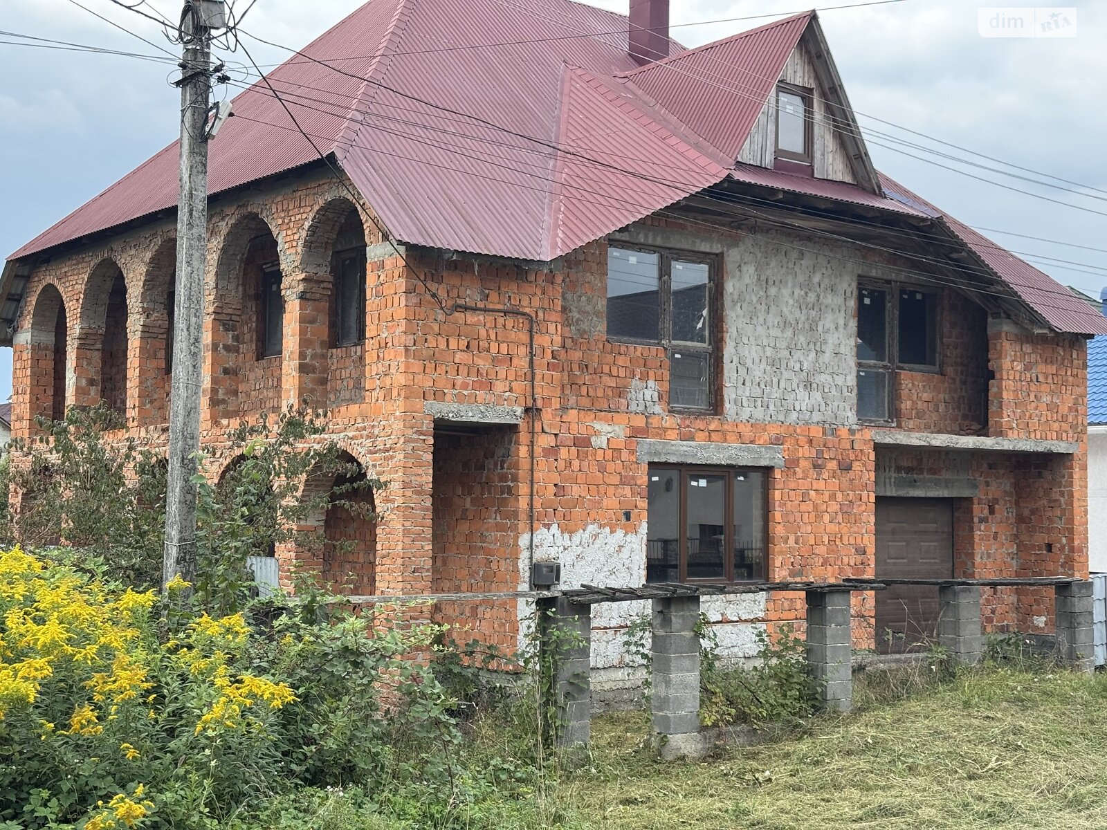 двухэтажный дом с отоплением, 190.2 кв. м, кирпич. Продажа в Хусте район Хуст фото 1 двухэтажный дом с отоплением, 190.2 кв. м, кирпич. Продажа в Хусте район Хуст фото 1