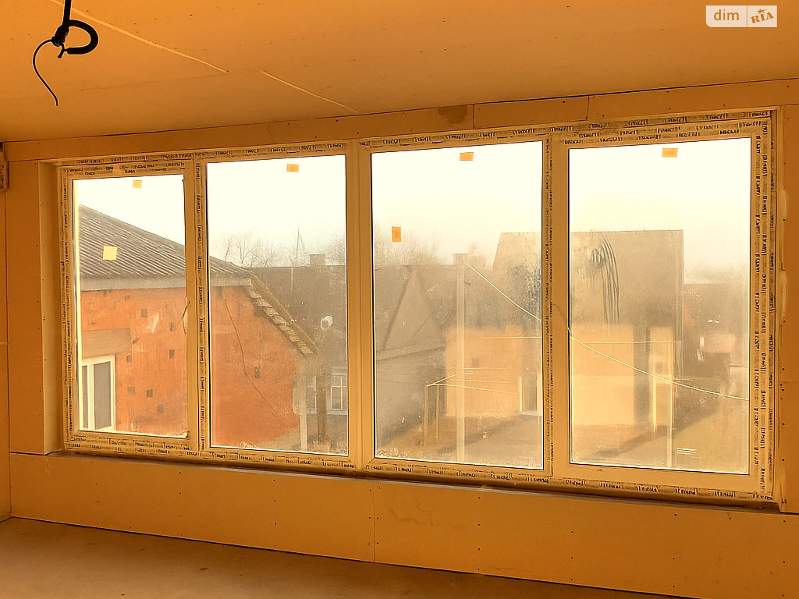 трехэтажный дом с гаражом, 261.4 кв. м, кирпич. Продажа в Хусте район Хуст фото 1 трехэтажный дом с гаражом, 261.4 кв. м, кирпич. Продажа в Хусте район Хуст фото 1