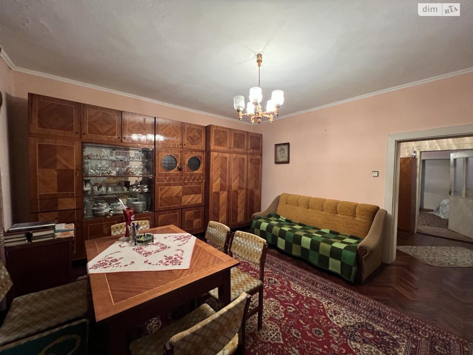 двоповерховий будинок, 135 кв. м, кирпич. Продаж у Хусті фото 1 двоповерховий будинок, 135 кв. м, кирпич. Продаж у Хусті фото 1