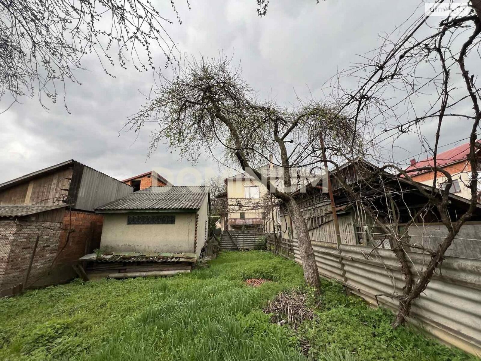 двоповерховий будинок, 135 кв. м, кирпич. Продаж у Хусті фото 1 двоповерховий будинок, 135 кв. м, кирпич. Продаж у Хусті фото 1