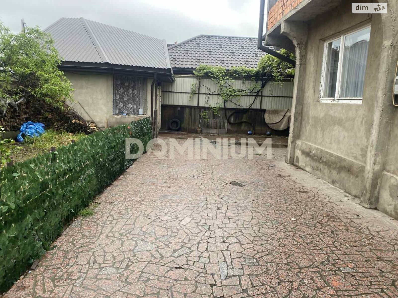 двухэтажный дом, 270 кв. м, кирпич. Продажа в Хусте фото 1 двухэтажный дом, 270 кв. м, кирпич. Продажа в Хусте фото 1