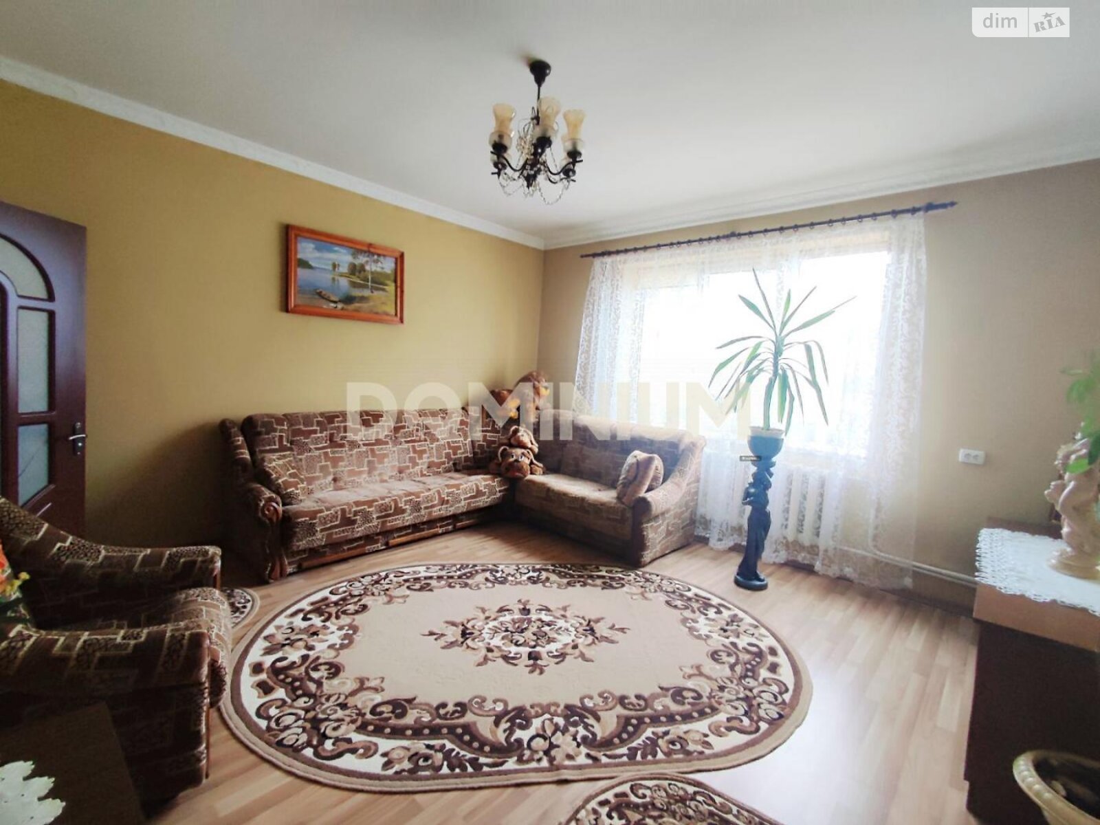 двоповерховий будинок, 200 кв. м, кирпич. Продаж у Хусті фото 1 двоповерховий будинок, 200 кв. м, кирпич. Продаж у Хусті фото 1