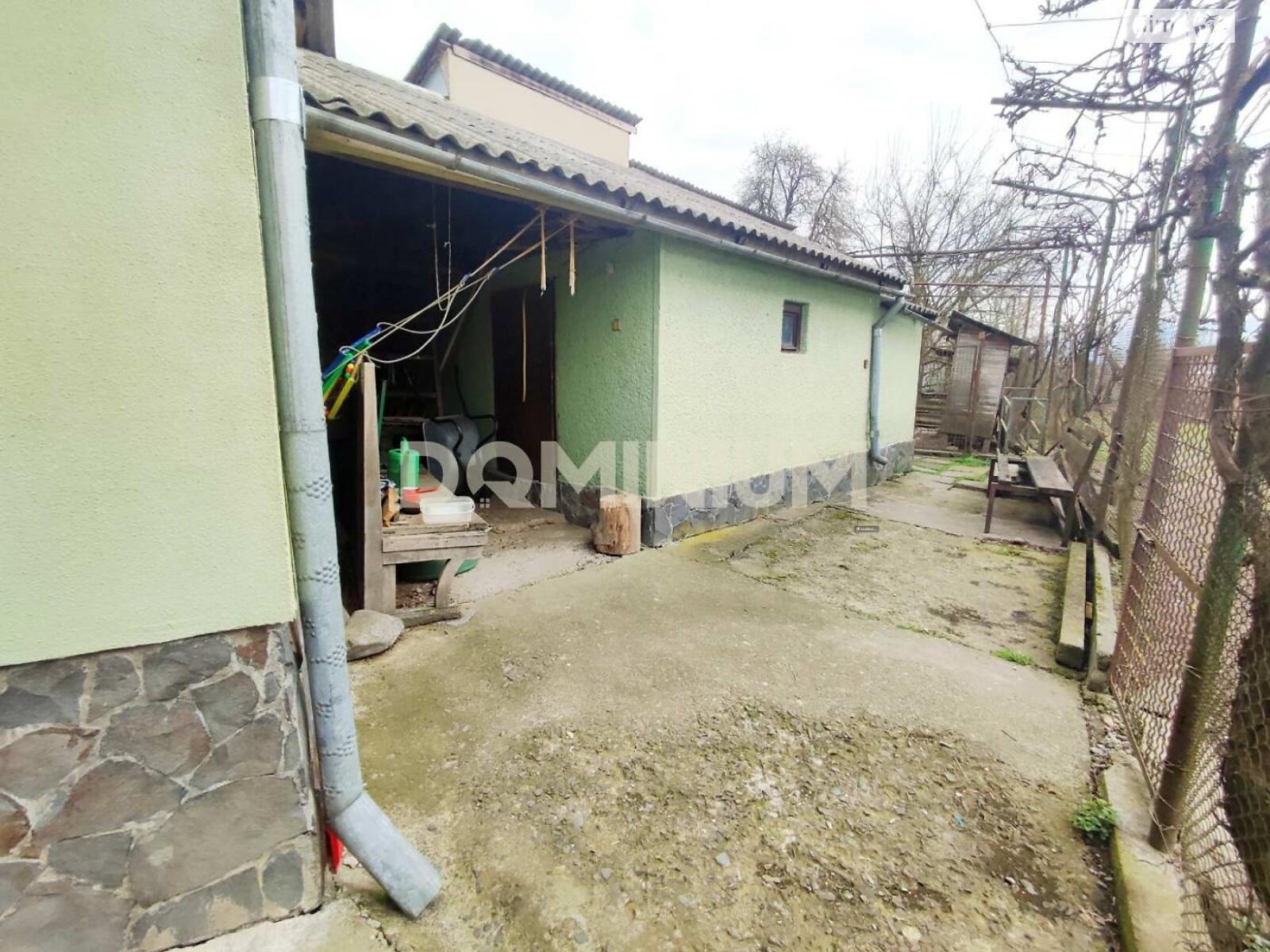 двоповерховий будинок, 200 кв. м, кирпич. Продаж у Хусті фото 1 двоповерховий будинок, 200 кв. м, кирпич. Продаж у Хусті фото 1