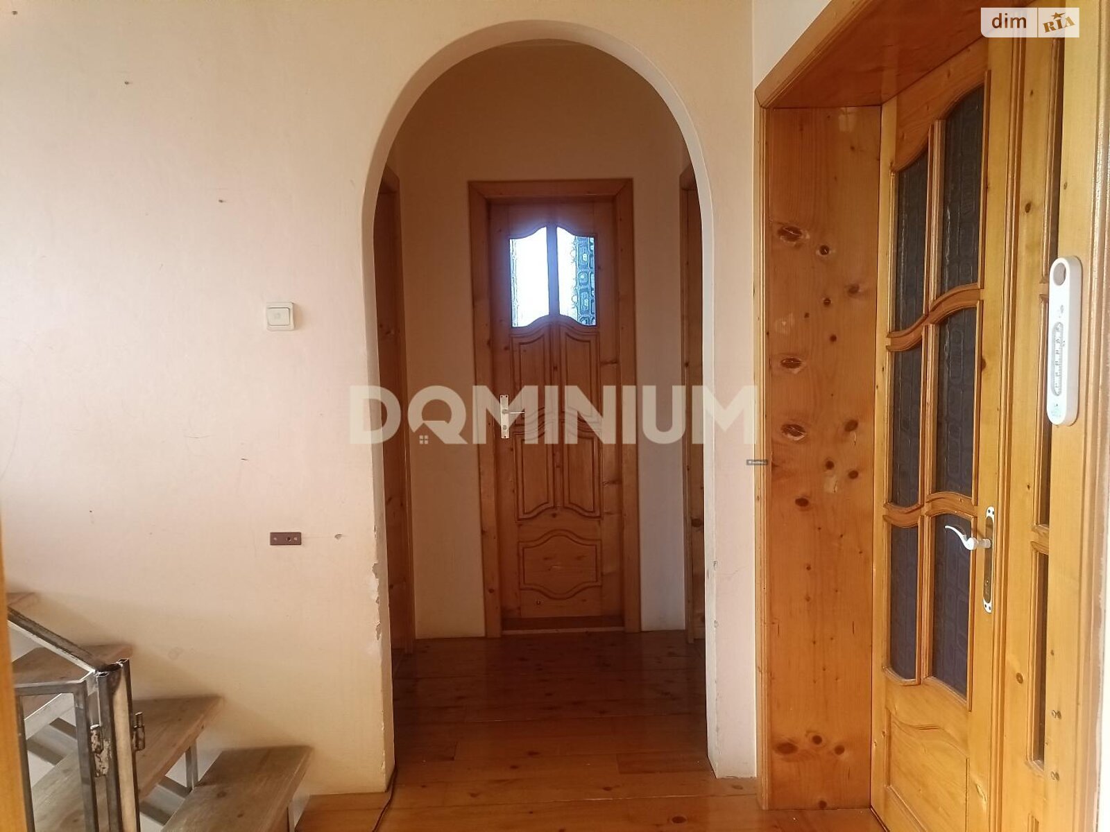 трехэтажный дом, 240 кв. м, кирпич. Продажа в Хусте фото 1 трехэтажный дом, 240 кв. м, кирпич. Продажа в Хусте фото 1