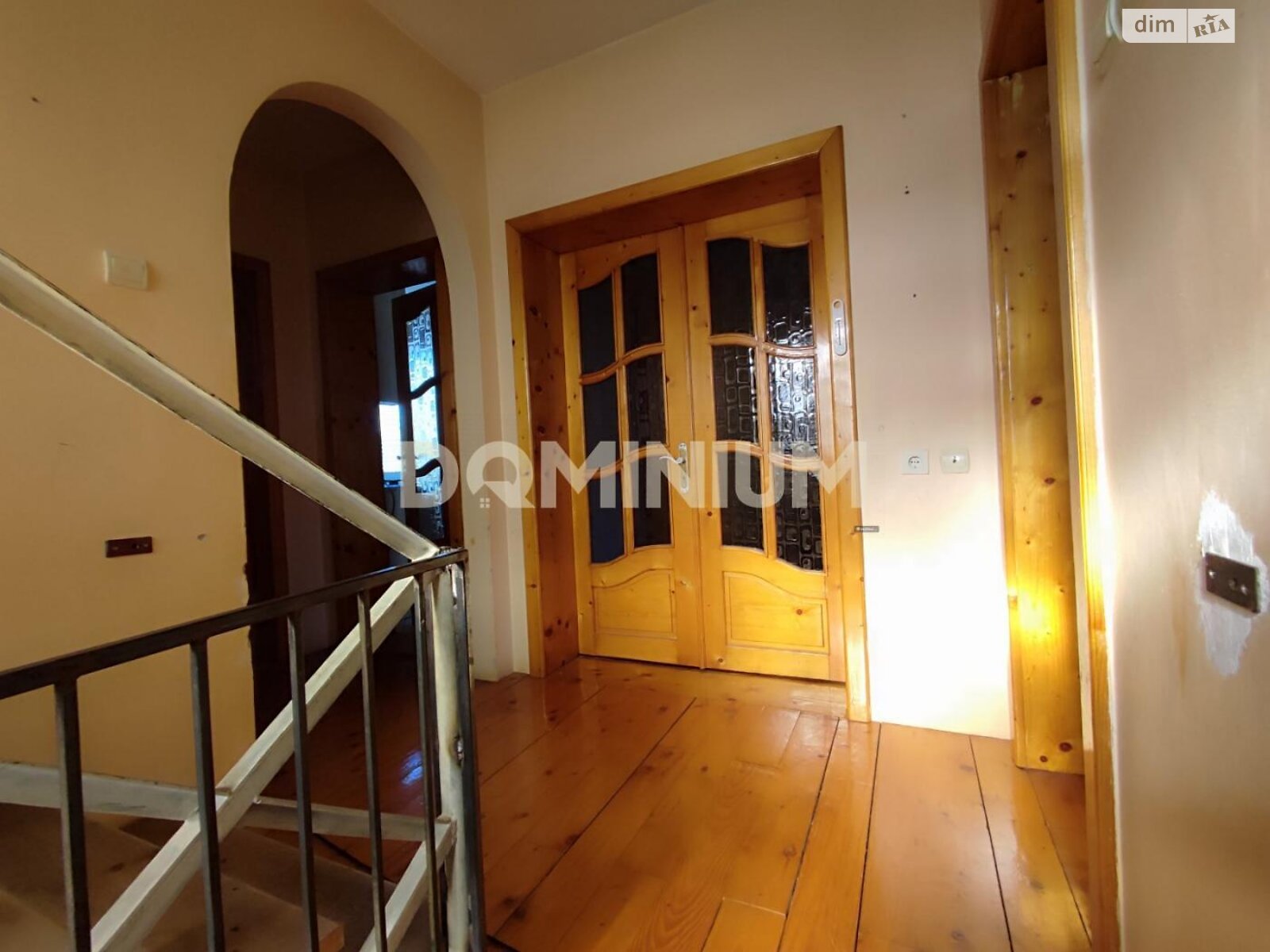 трехэтажный дом, 240 кв. м, кирпич. Продажа в Хусте фото 1 трехэтажный дом, 240 кв. м, кирпич. Продажа в Хусте фото 1