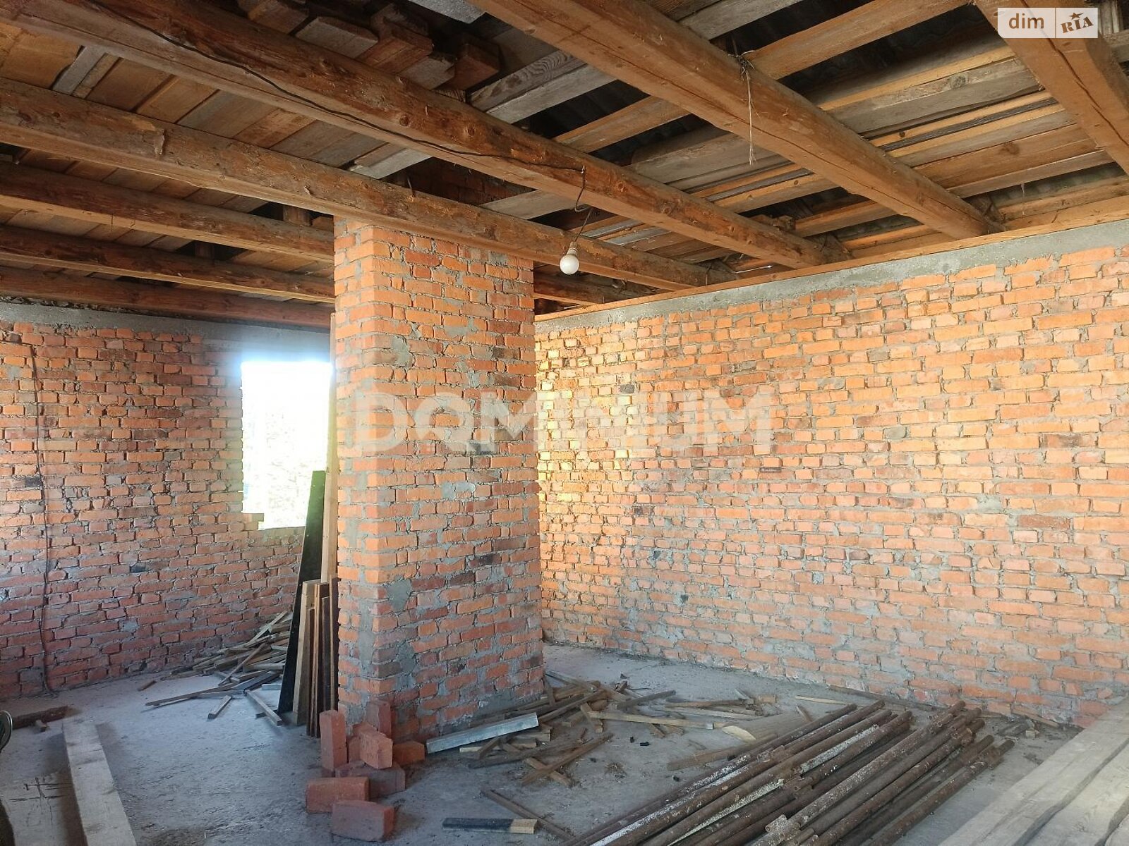 трехэтажный дом, 240 кв. м, кирпич. Продажа в Хусте фото 1 трехэтажный дом, 240 кв. м, кирпич. Продажа в Хусте фото 1