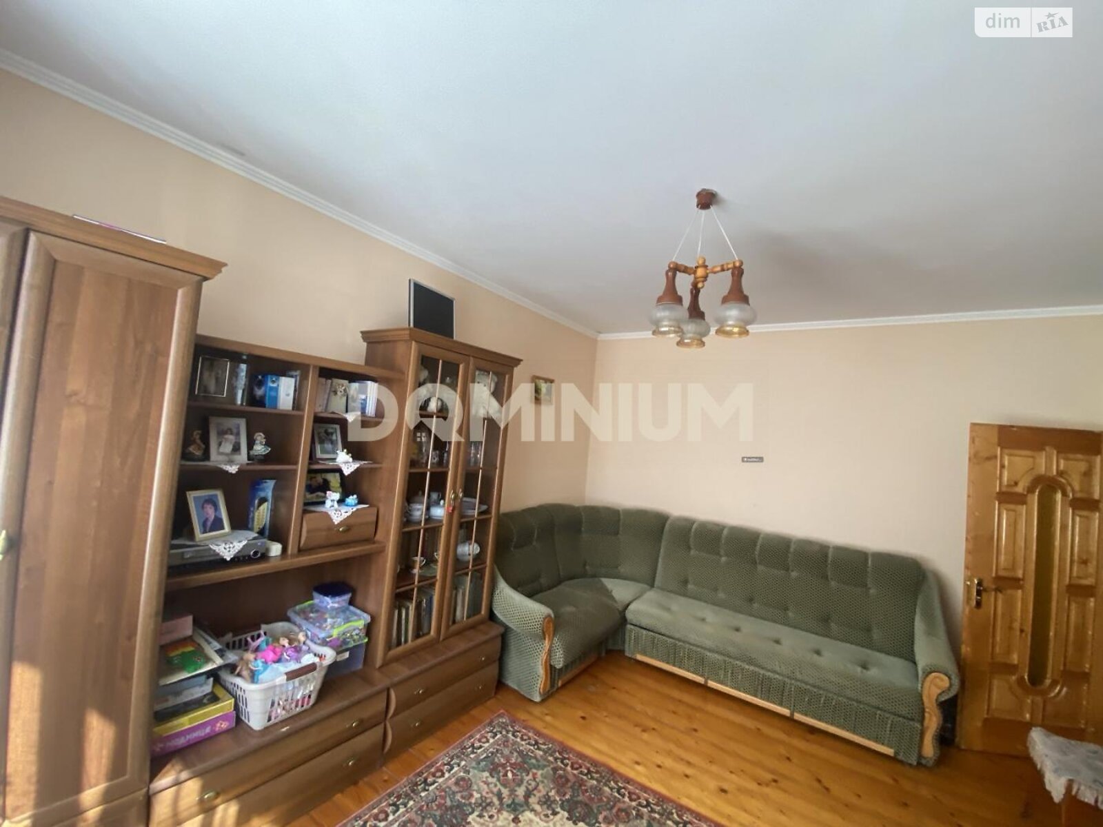 одноэтажный дом, 100 кв. м, кирпич. Продажа в Хусте фото 1 одноэтажный дом, 100 кв. м, кирпич. Продажа в Хусте фото 1