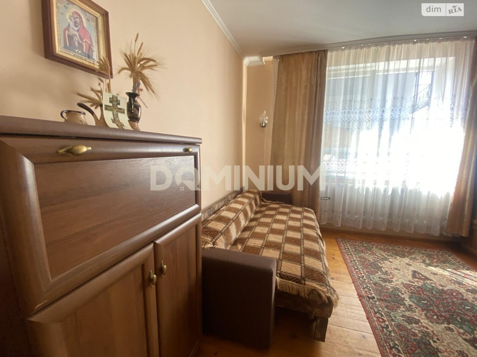 одноэтажный дом, 100 кв. м, кирпич. Продажа в Хусте фото 1 одноэтажный дом, 100 кв. м, кирпич. Продажа в Хусте фото 1