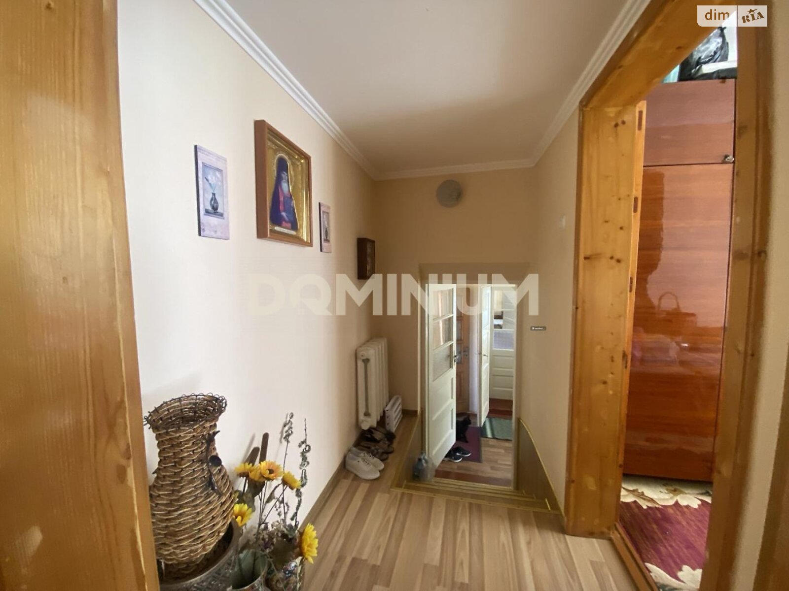 одноэтажный дом, 100 кв. м, кирпич. Продажа в Хусте фото 1 одноэтажный дом, 100 кв. м, кирпич. Продажа в Хусте фото 1